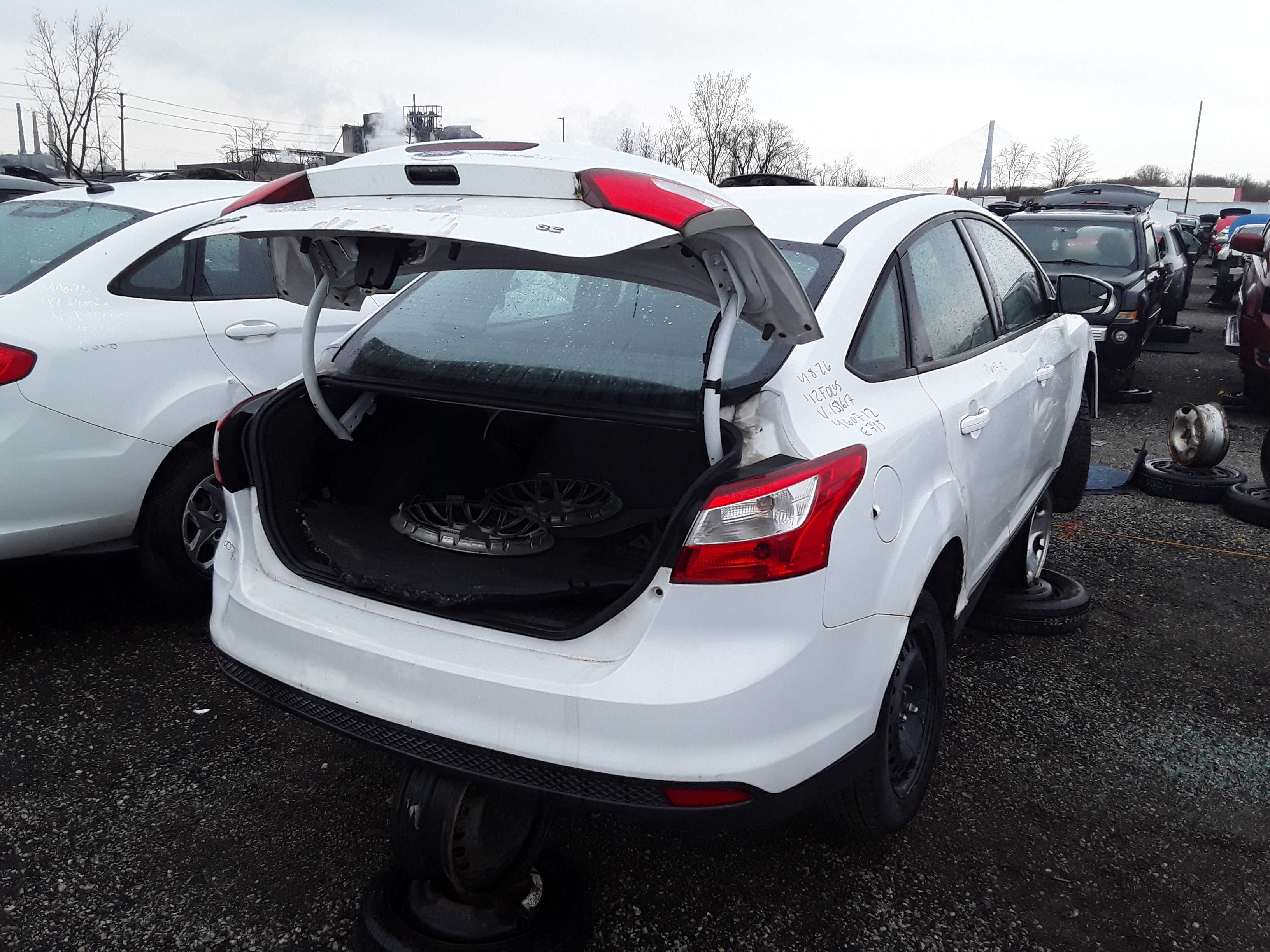 FORD FOCUS 2012