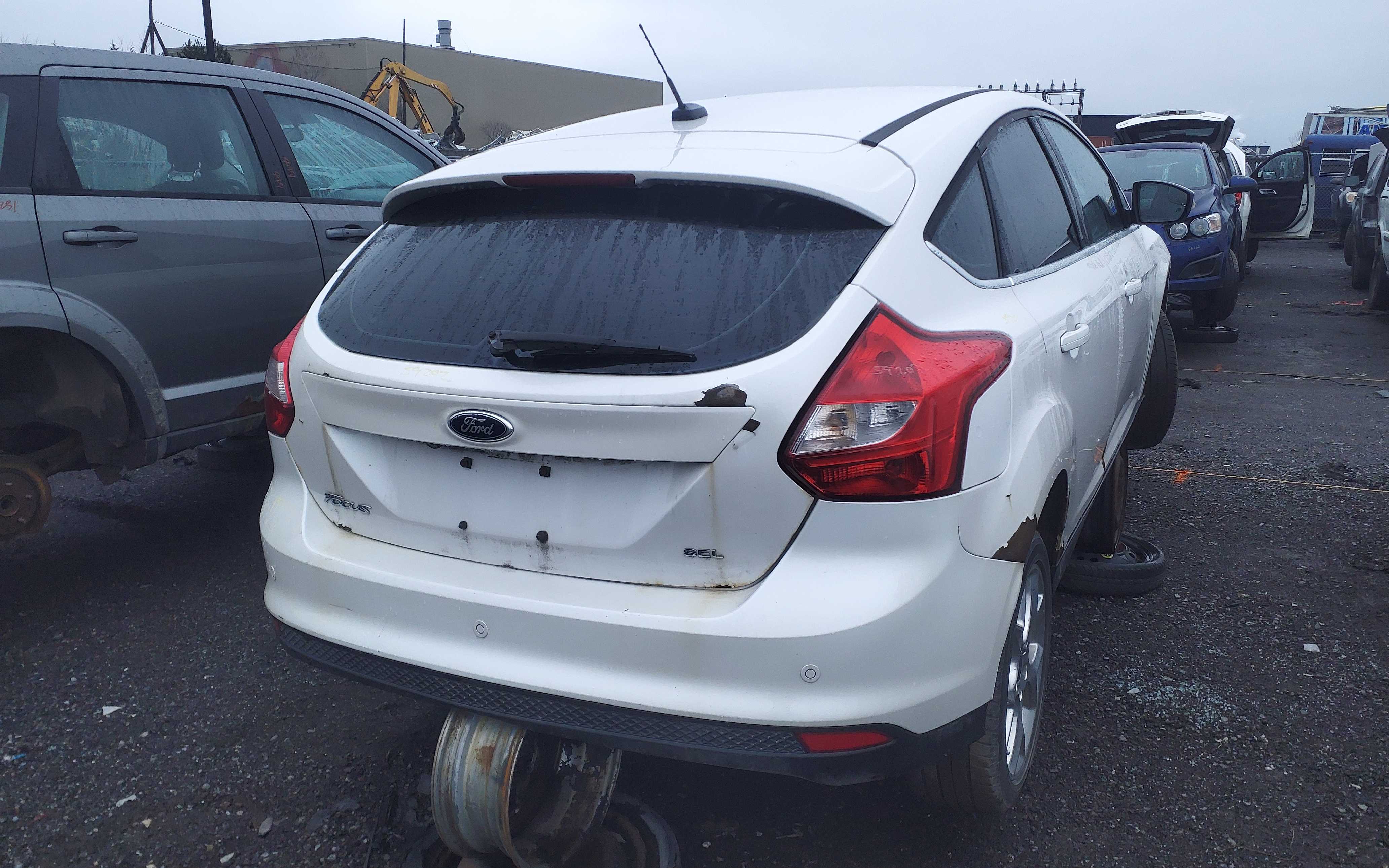 FORD FOCUS 2012