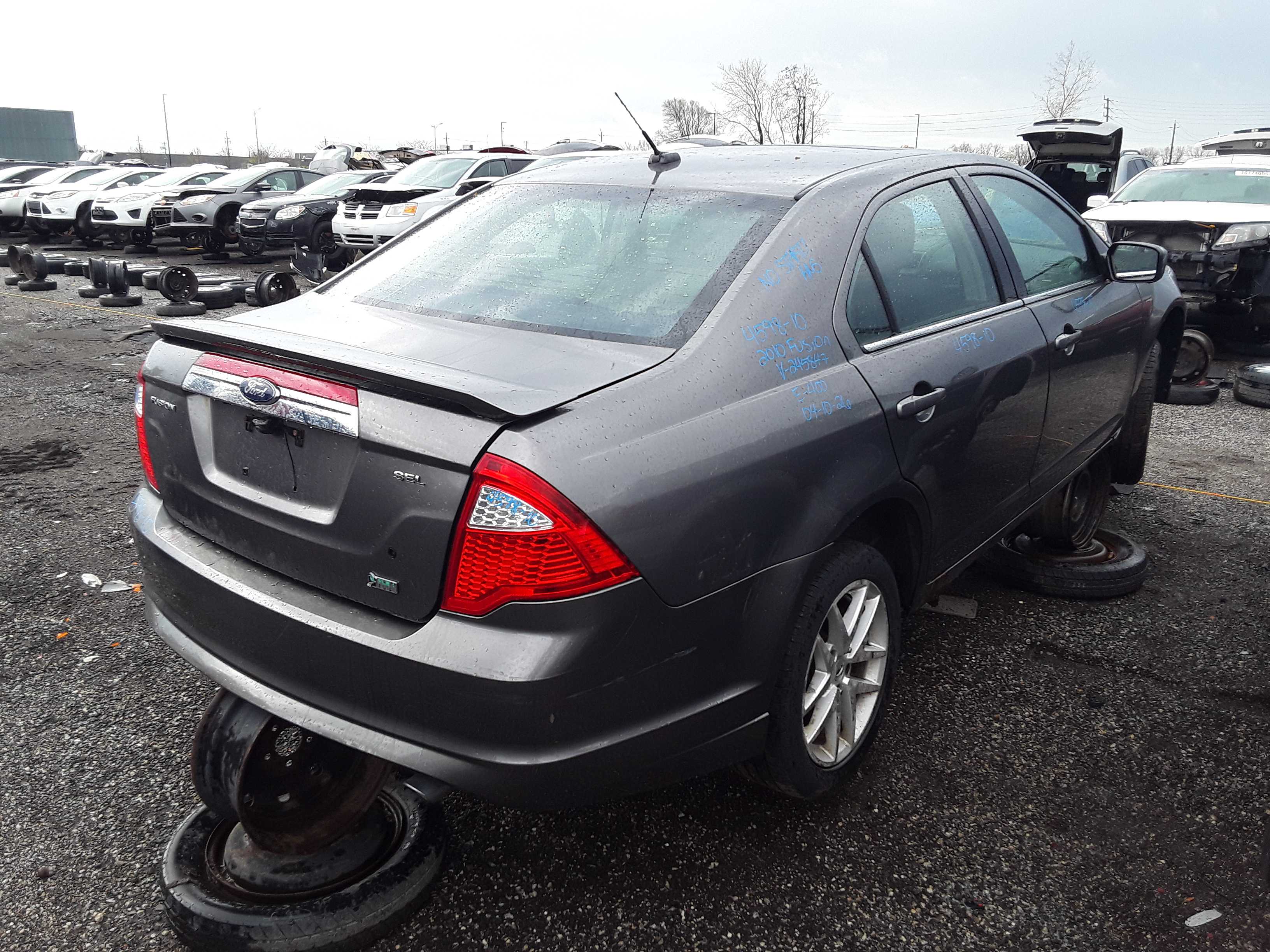 FORD FUSION 2010
