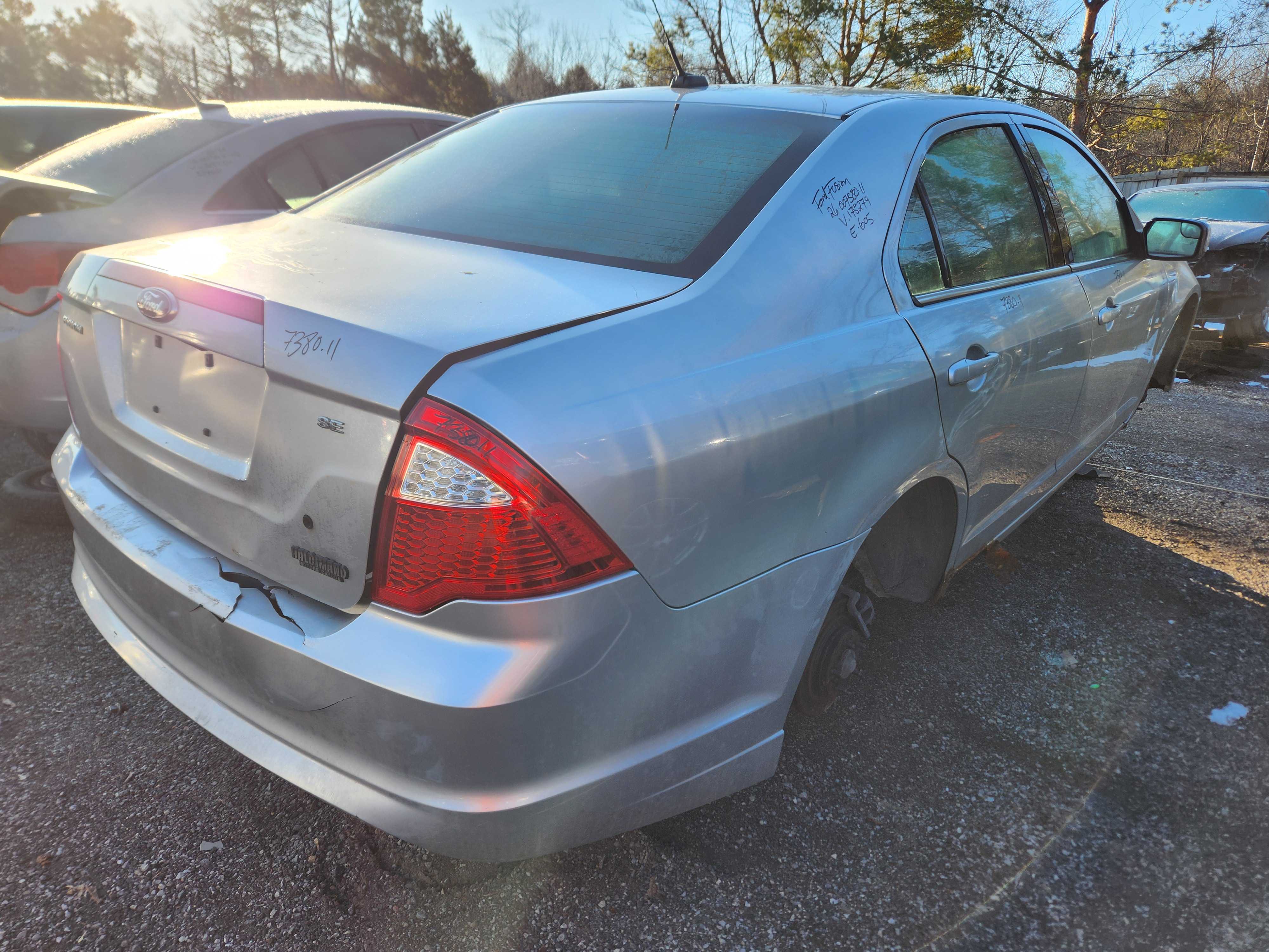 FORD FUSION 2011