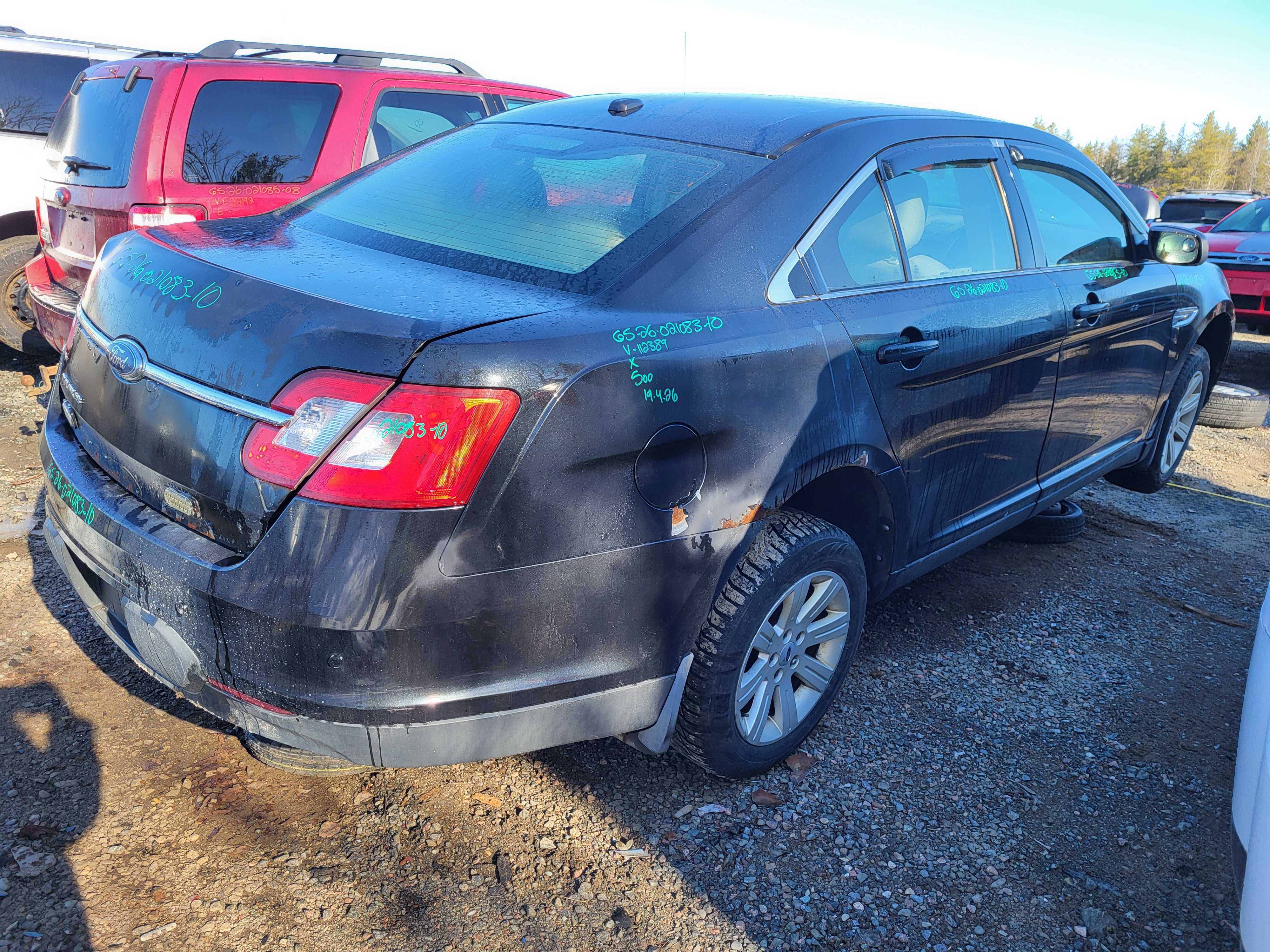 FORD TAURUS 2010