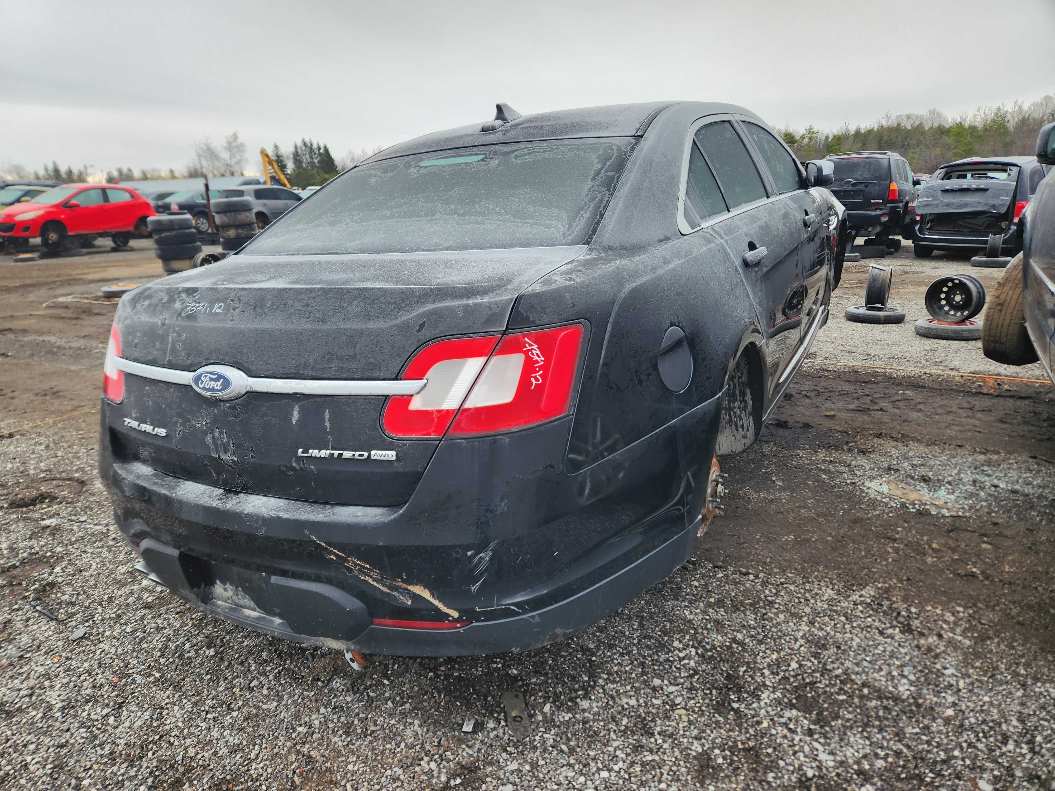 FORD TAURUS 2012