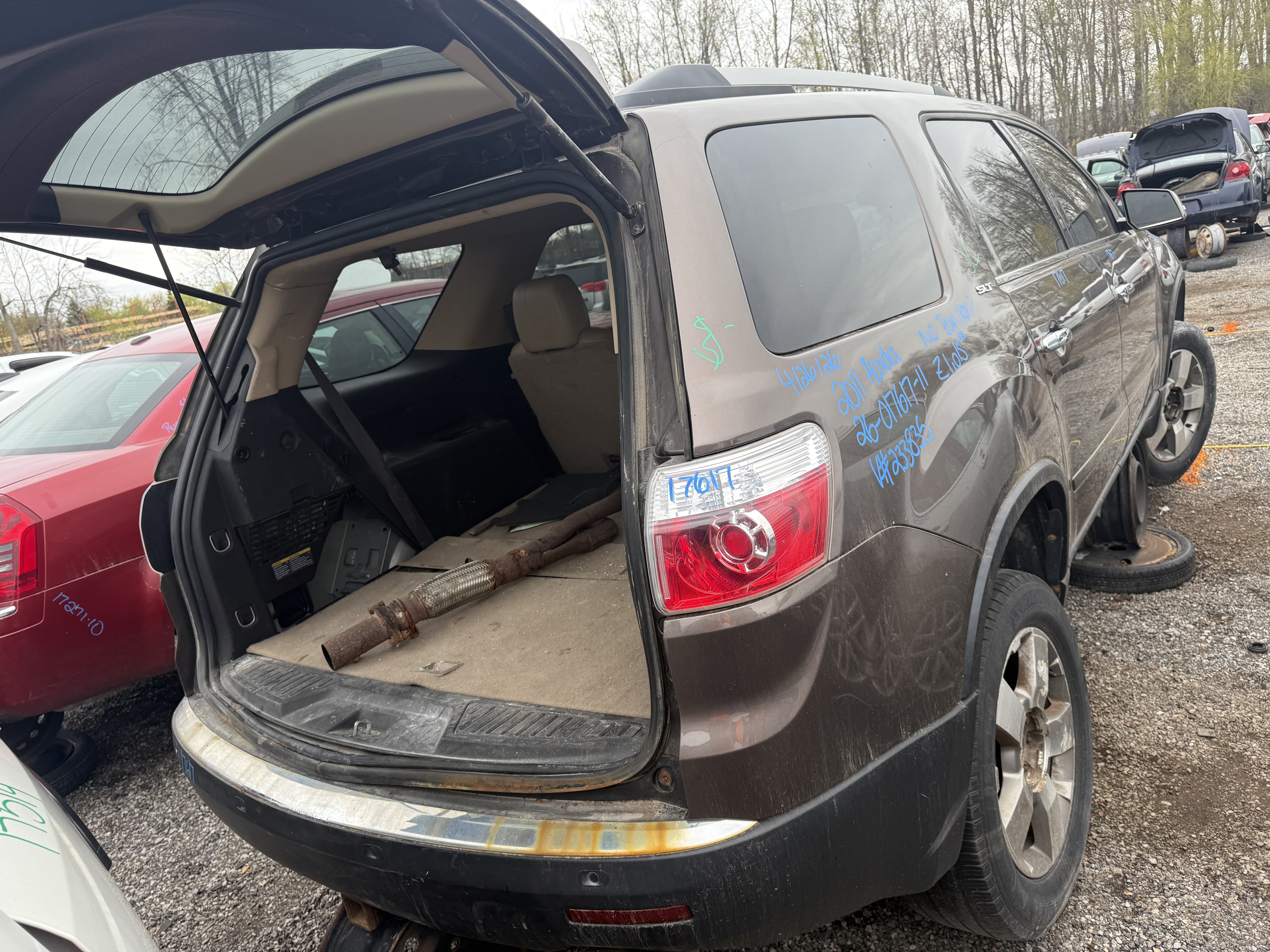 GMC ACADIA 2011