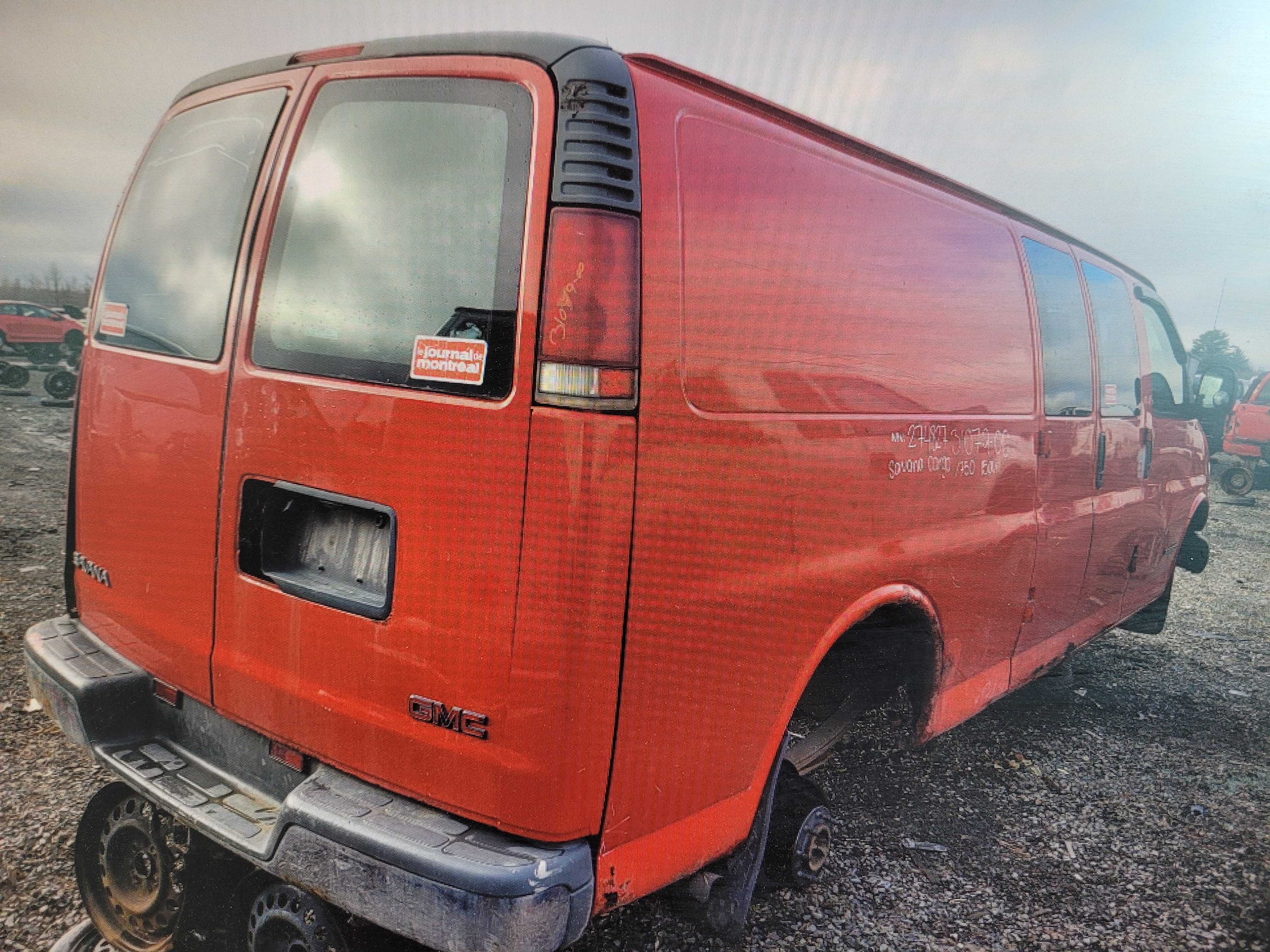 GMC SAVANA CARGO 2000