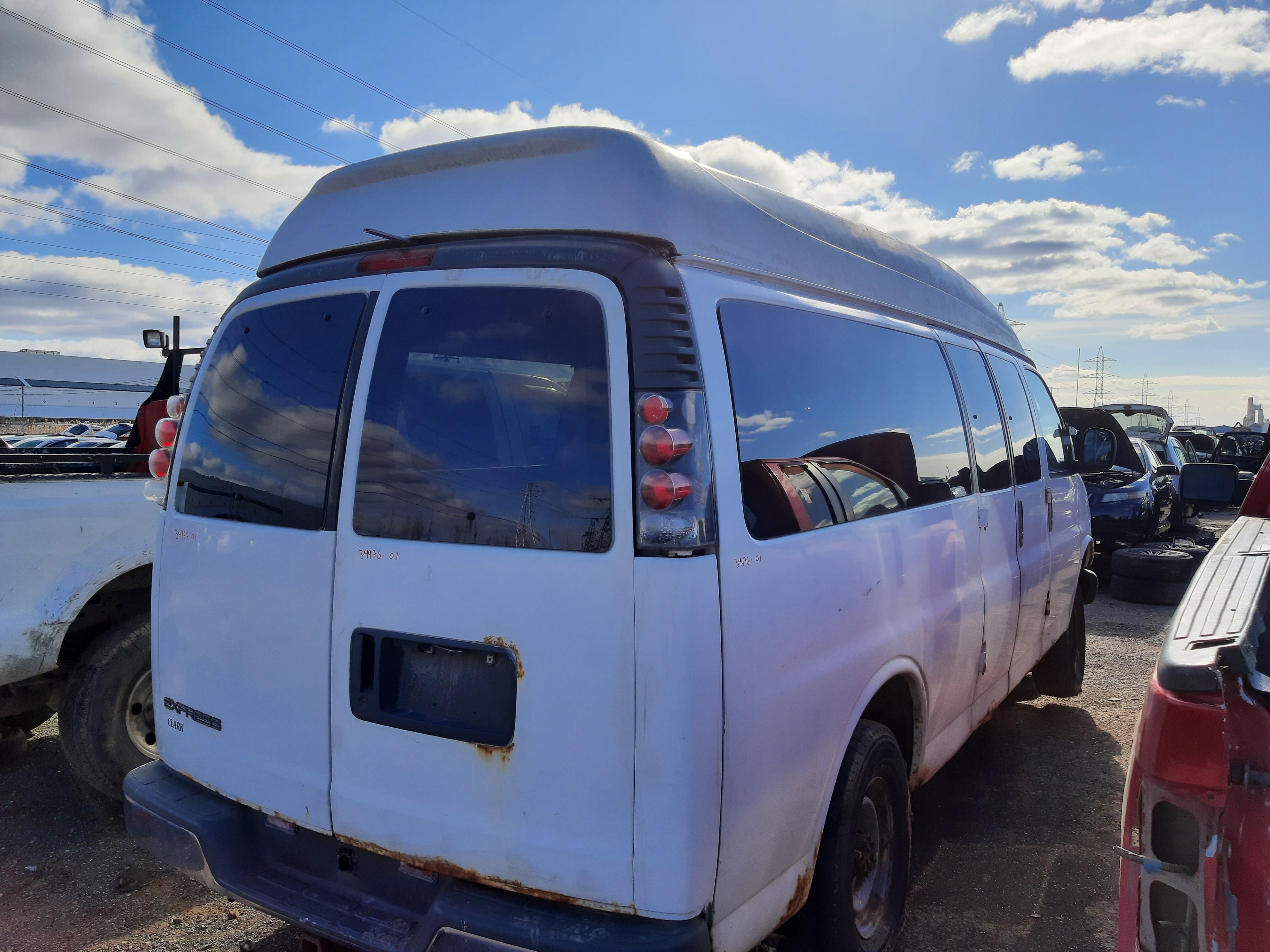 GMC SAVANA CARGO 2001