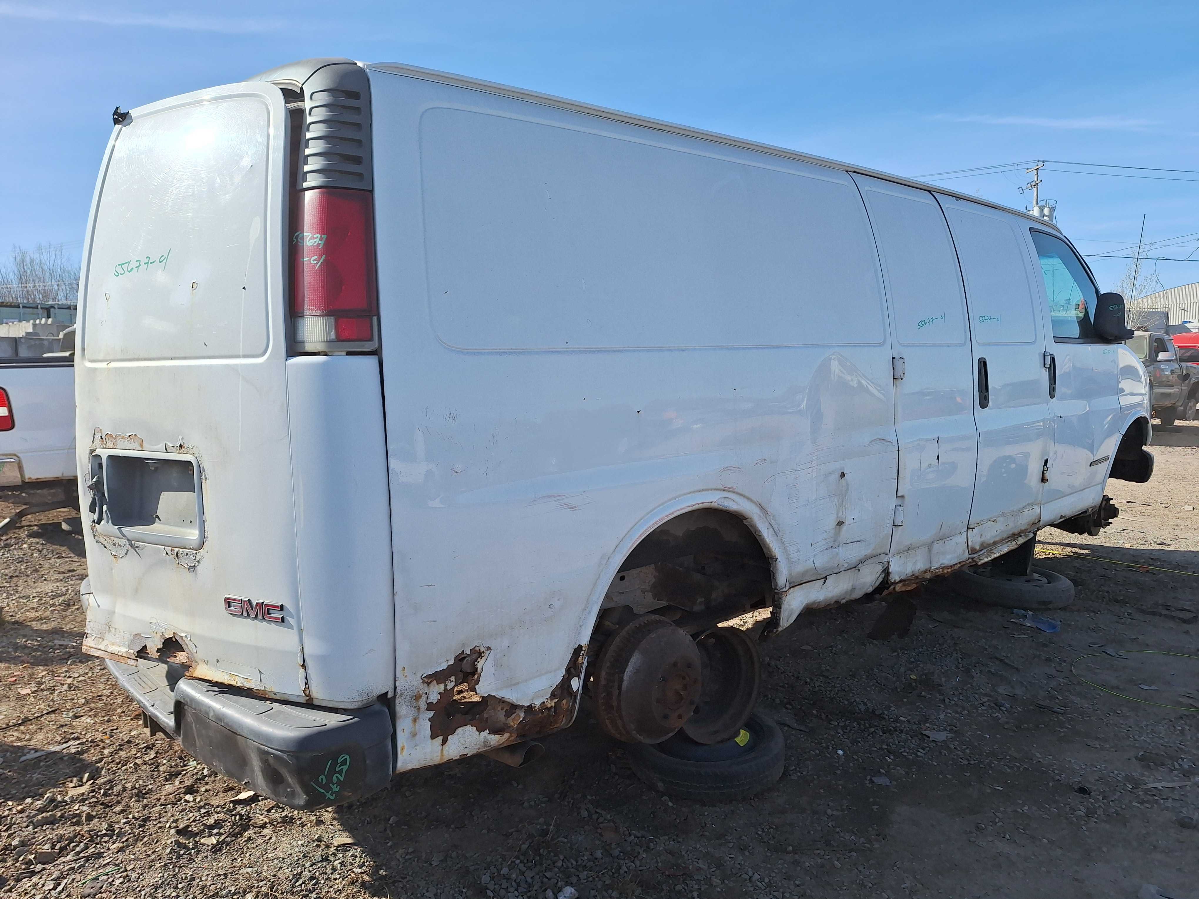 GMC SAVANA CARGO 2001