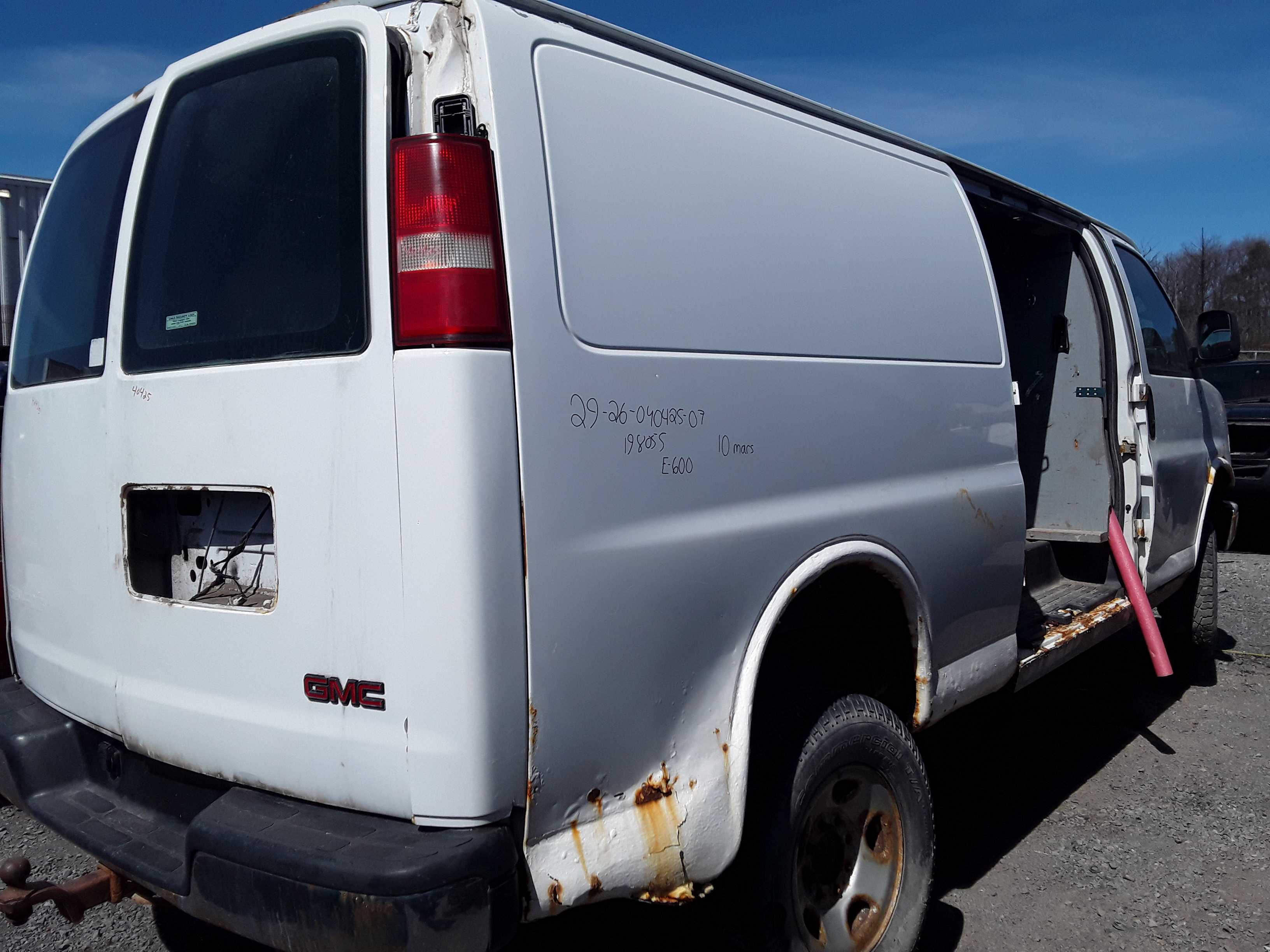 GMC SAVANA CARGO 2007