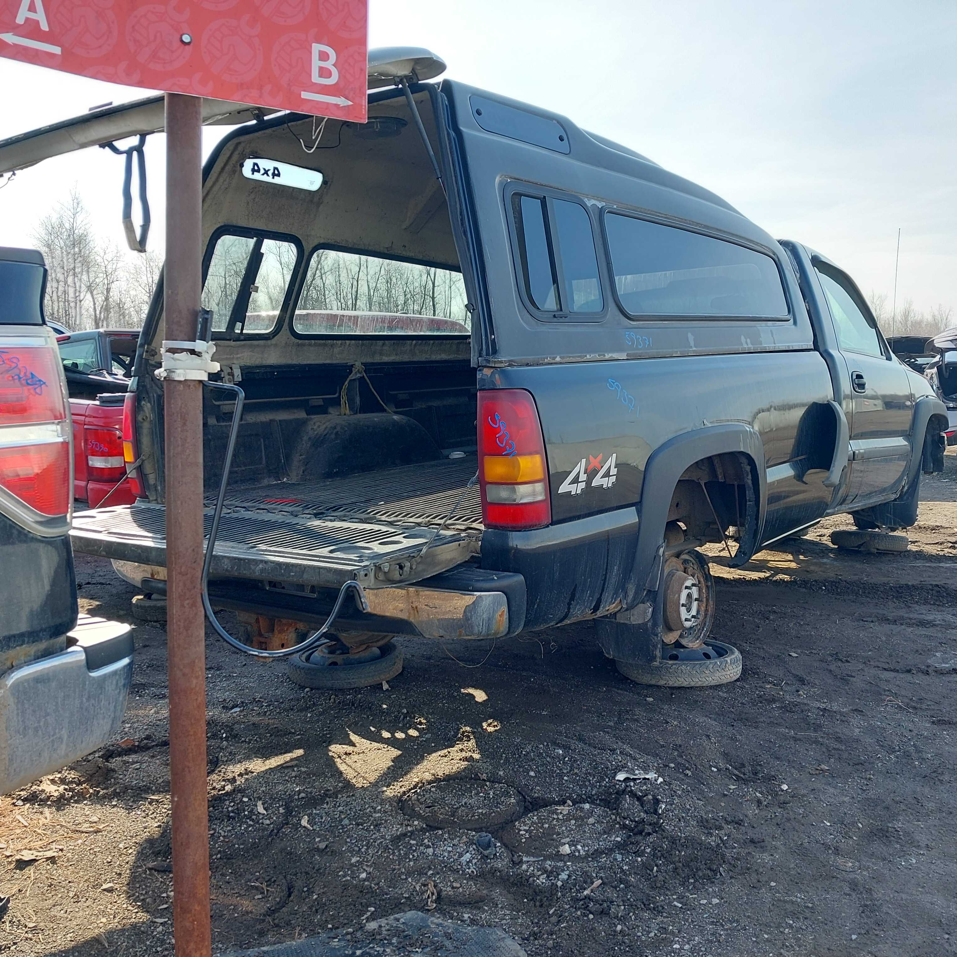 GMC SIERRA 1500 2003