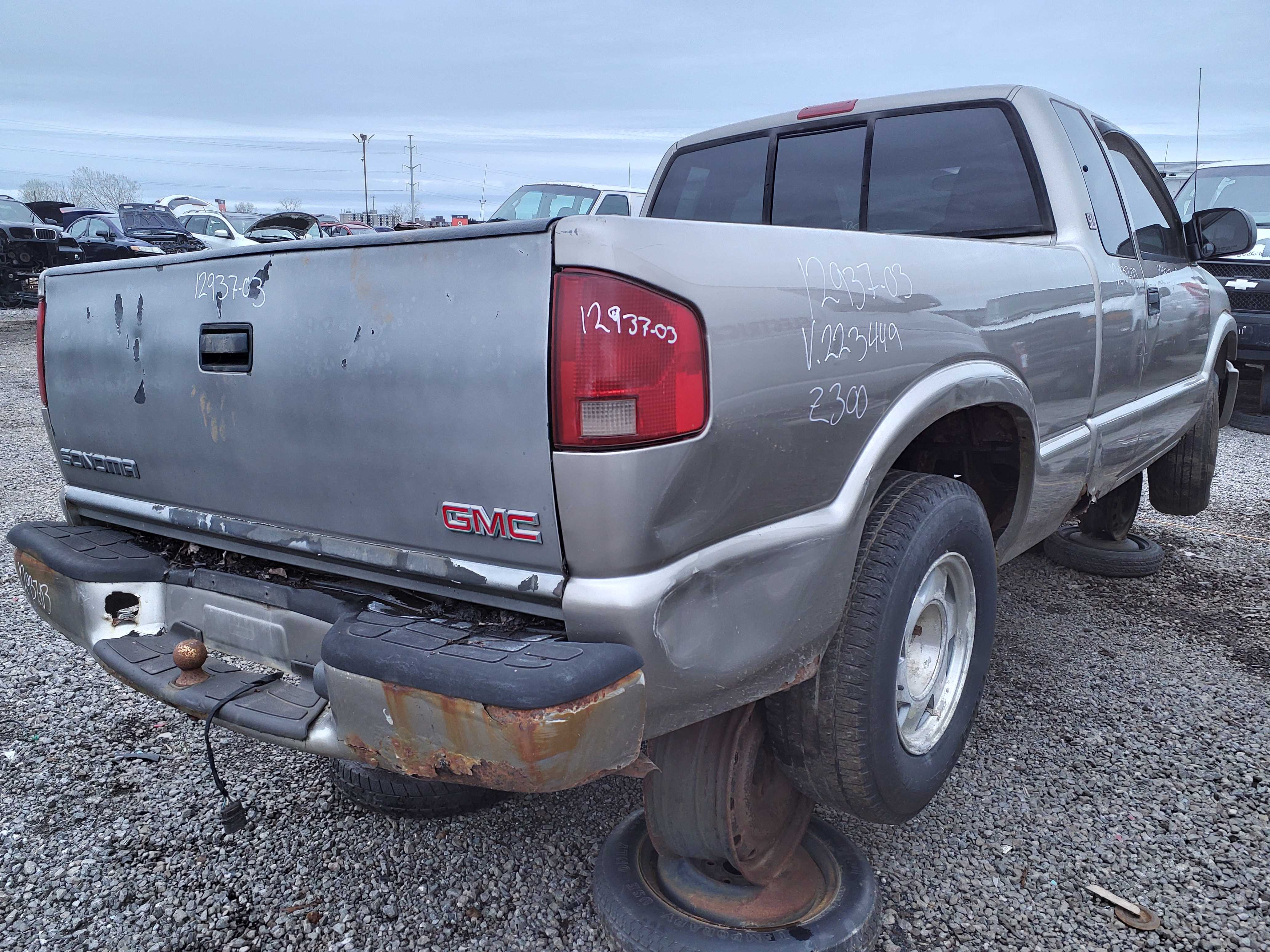 GMC SONOMA 2003