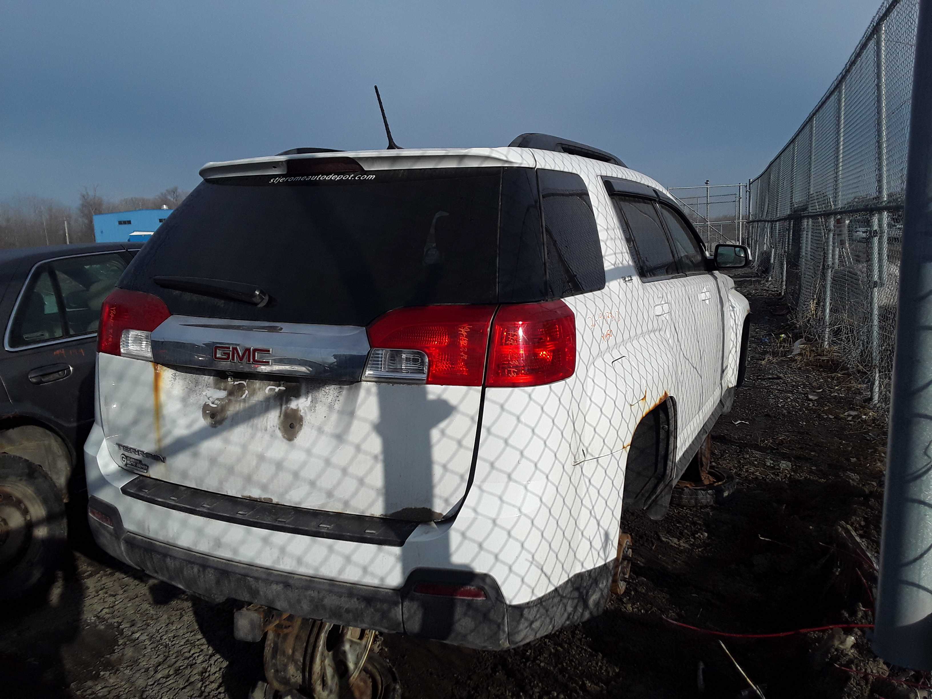 GMC VAN 2013
