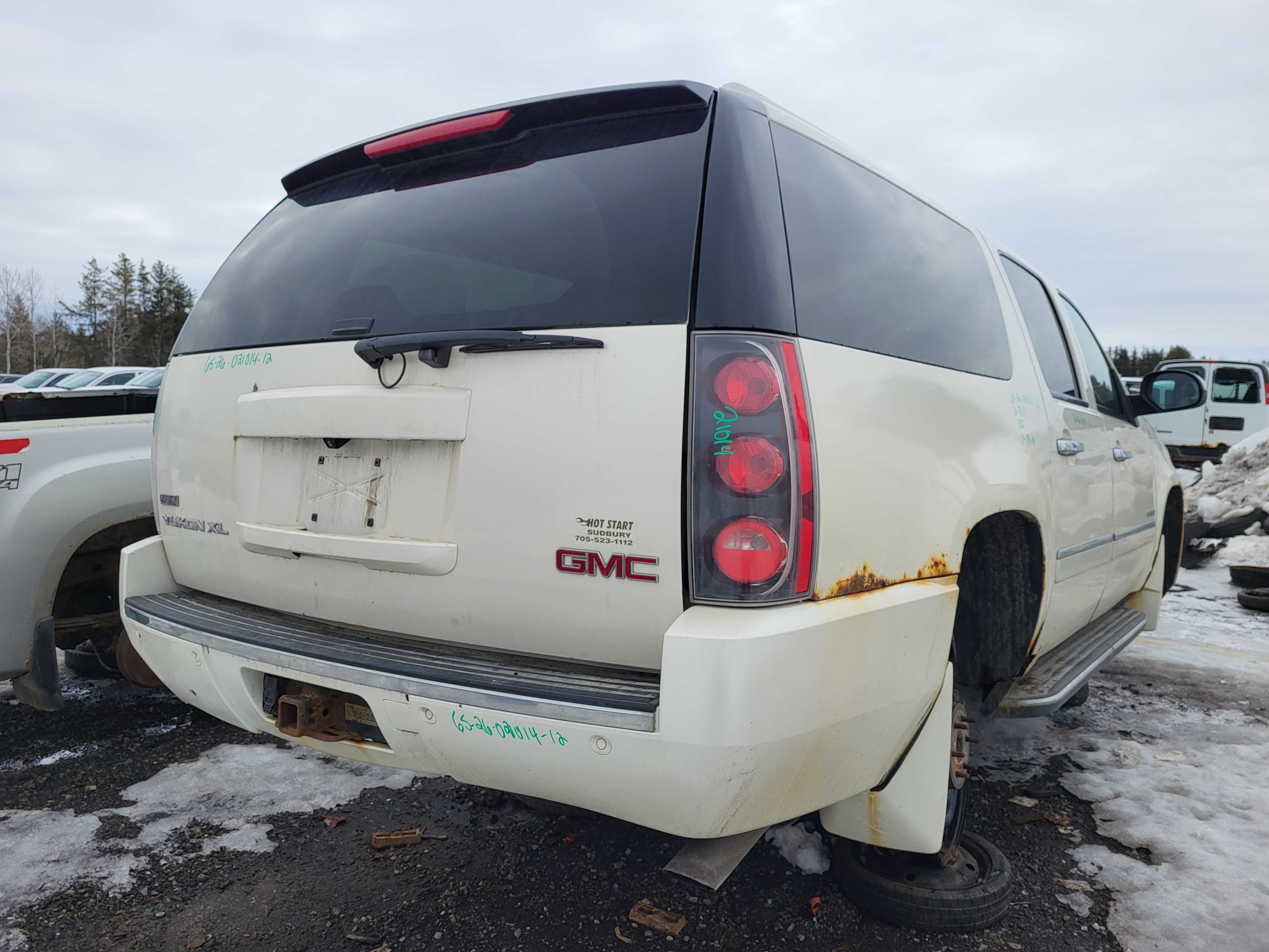 GMC YUKON 2012