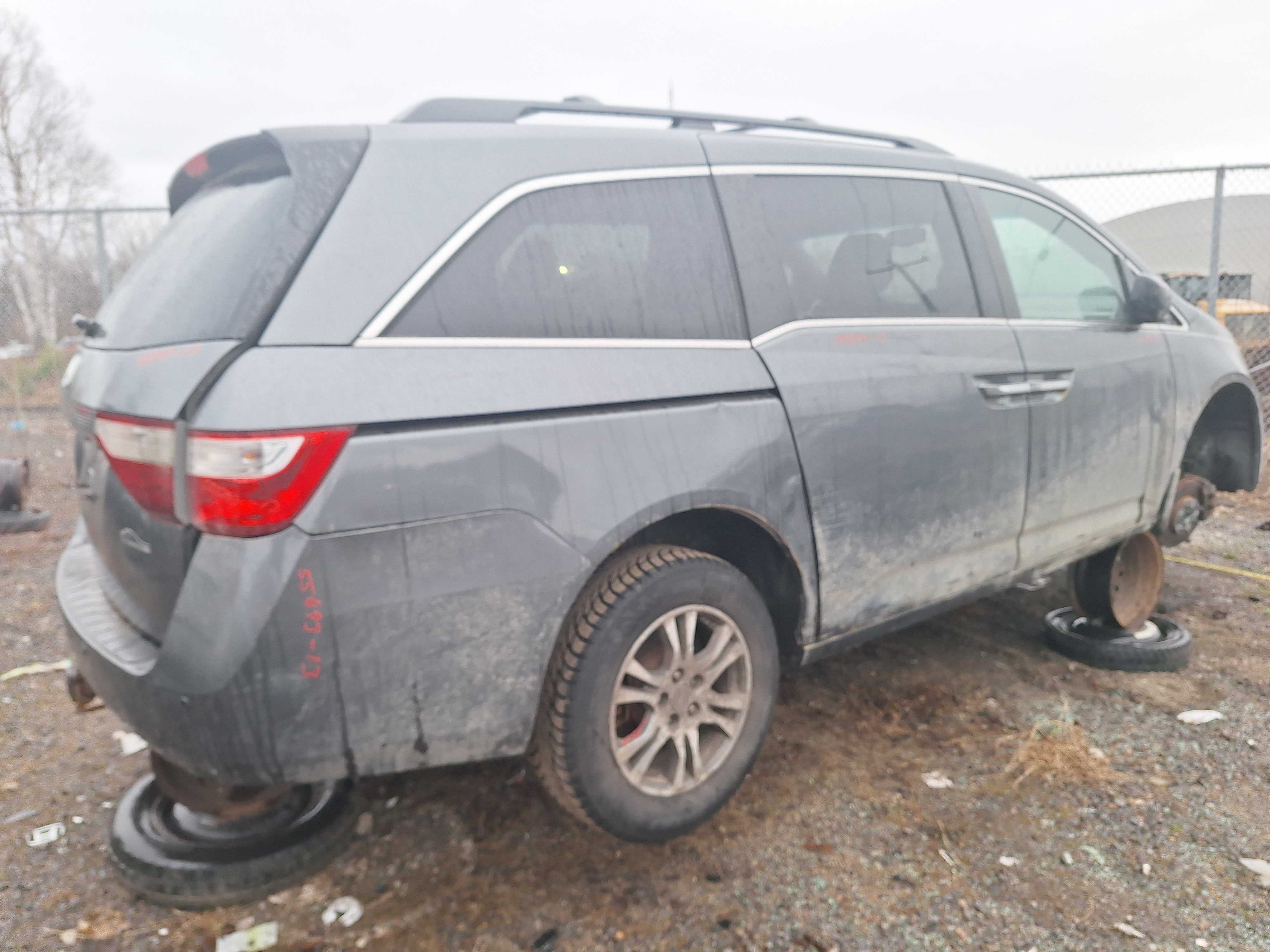 HONDA ODYSSEY 2013