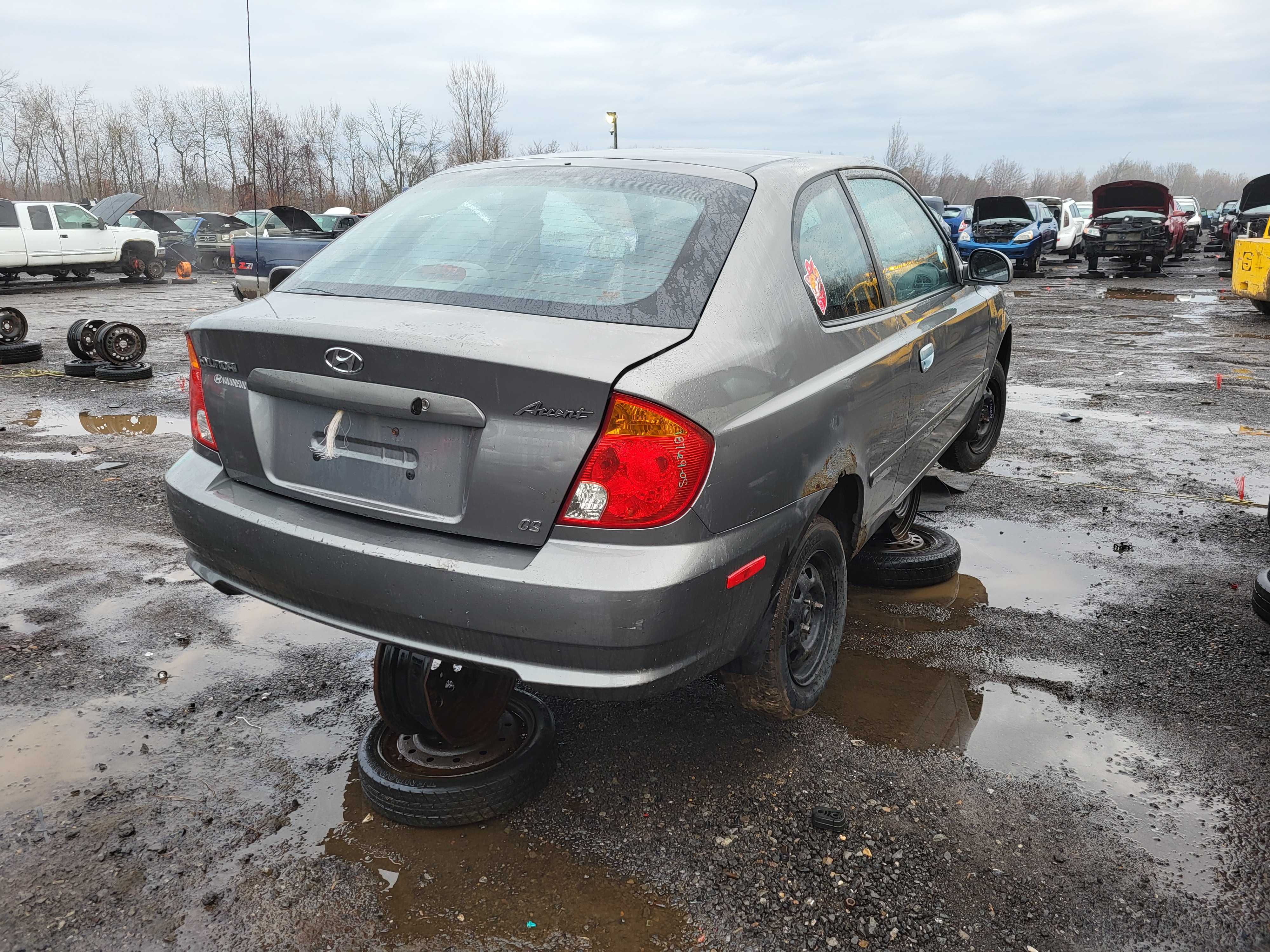 HYUNDAI ACCENT 2005