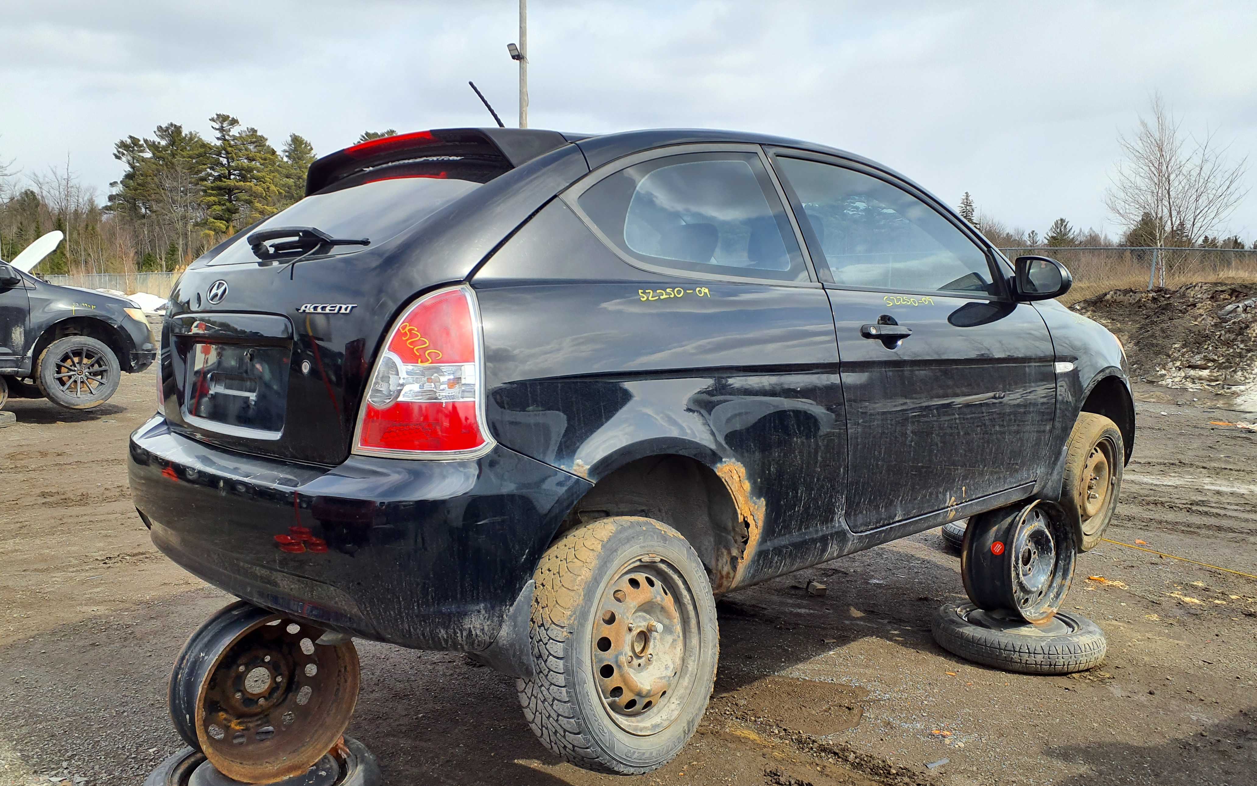 HYUNDAI ACCENT 2009