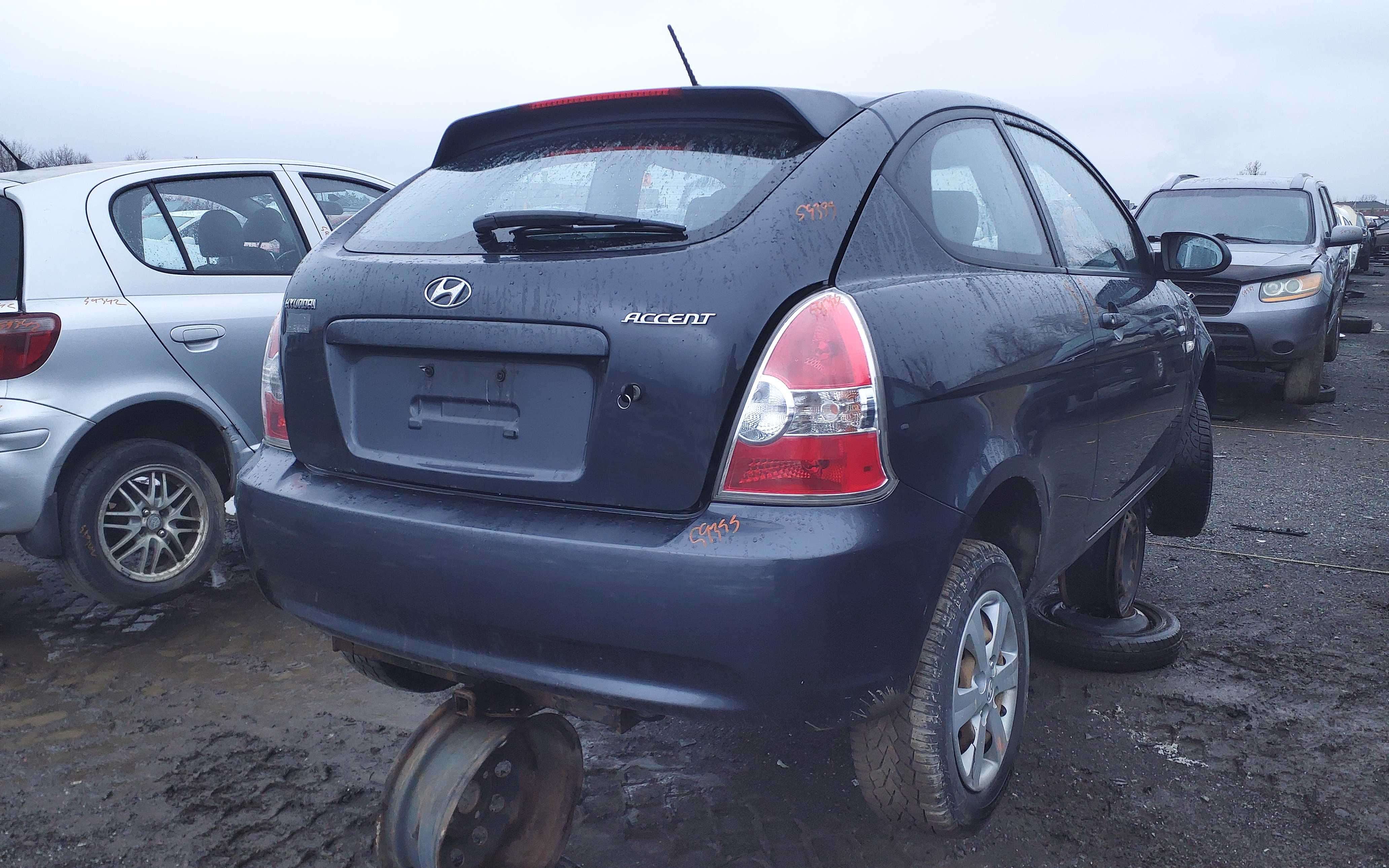 HYUNDAI ACCENT 2009