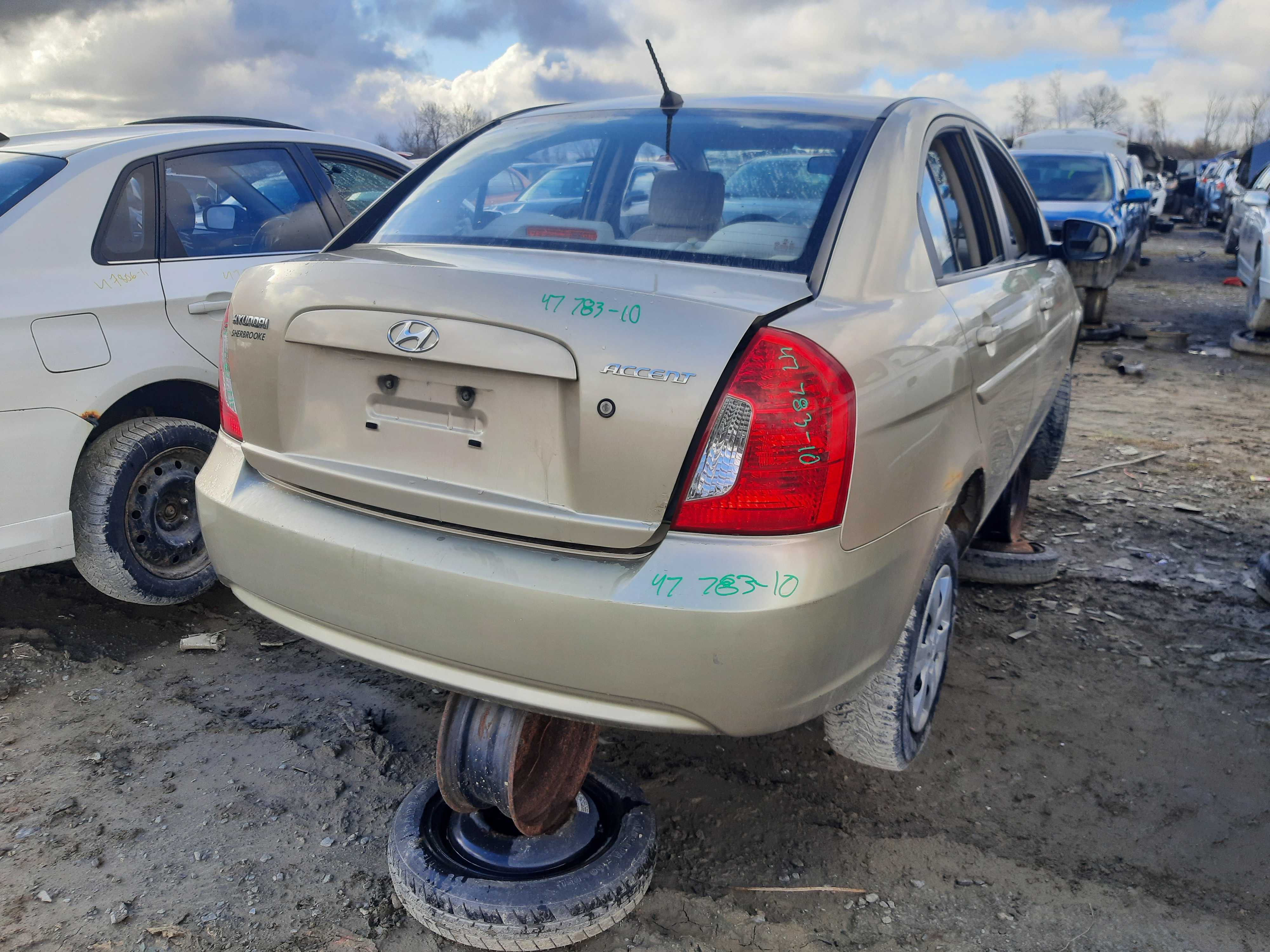 HYUNDAI ACCENT 2010