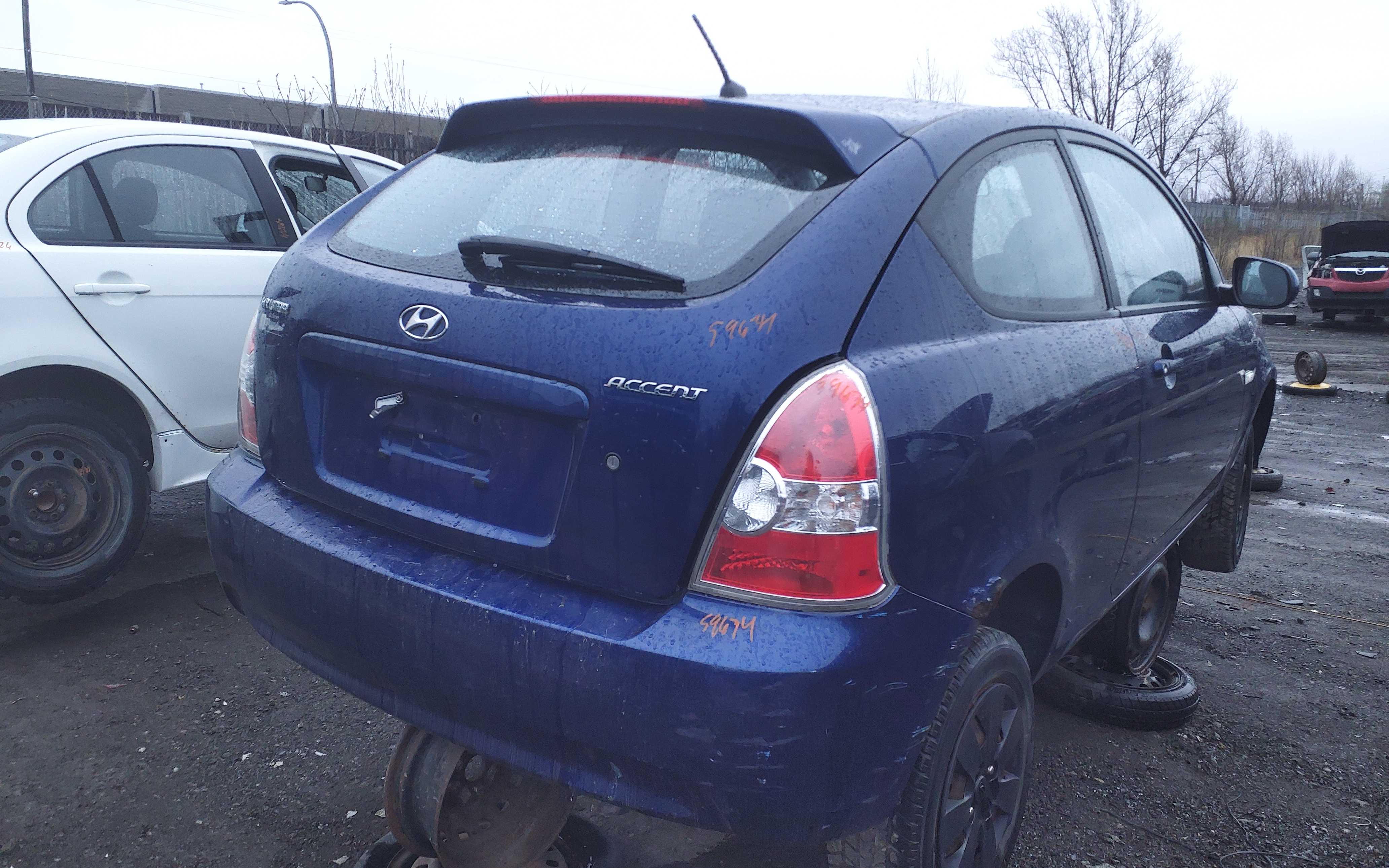 HYUNDAI ACCENT 2010