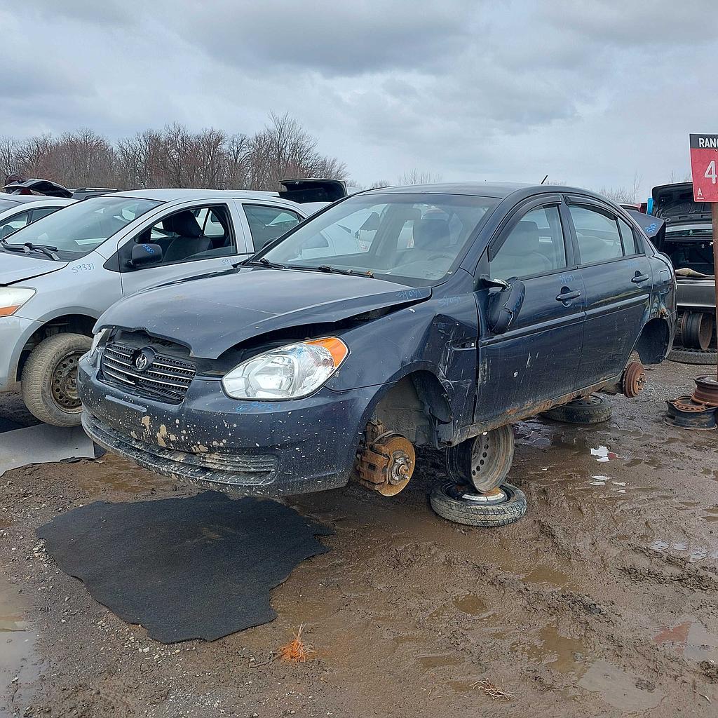 HYUNDAI ACCENT 2011