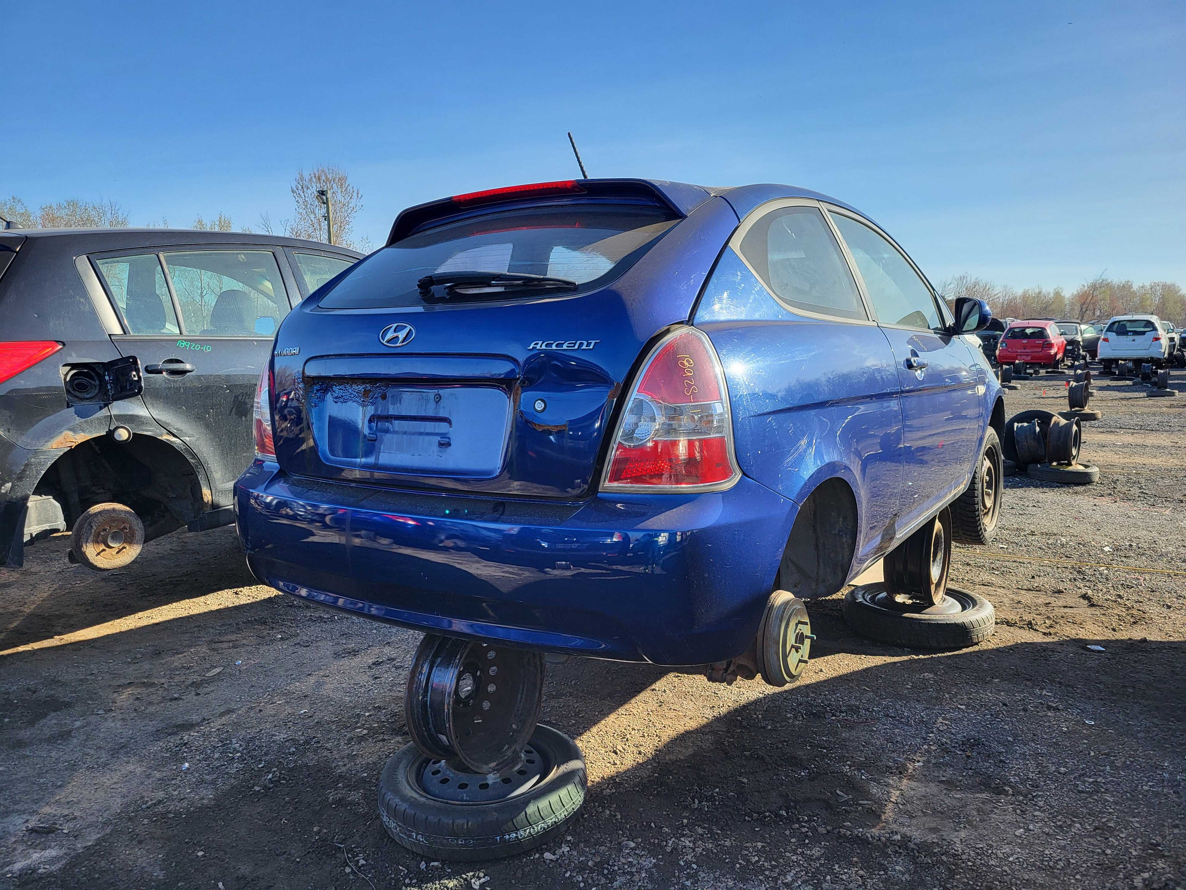 HYUNDAI ACCENT 2011