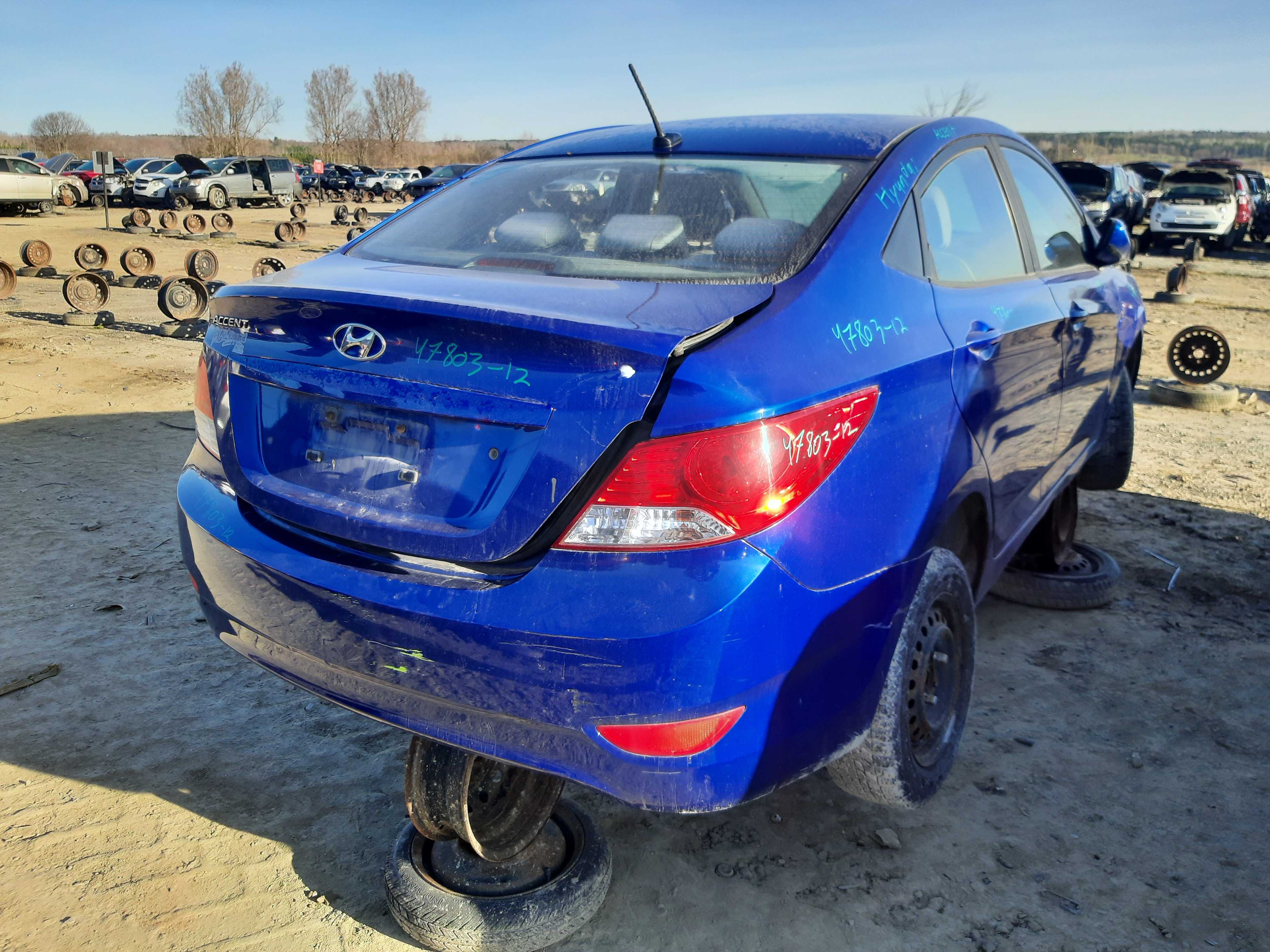 HYUNDAI ACCENT 2012