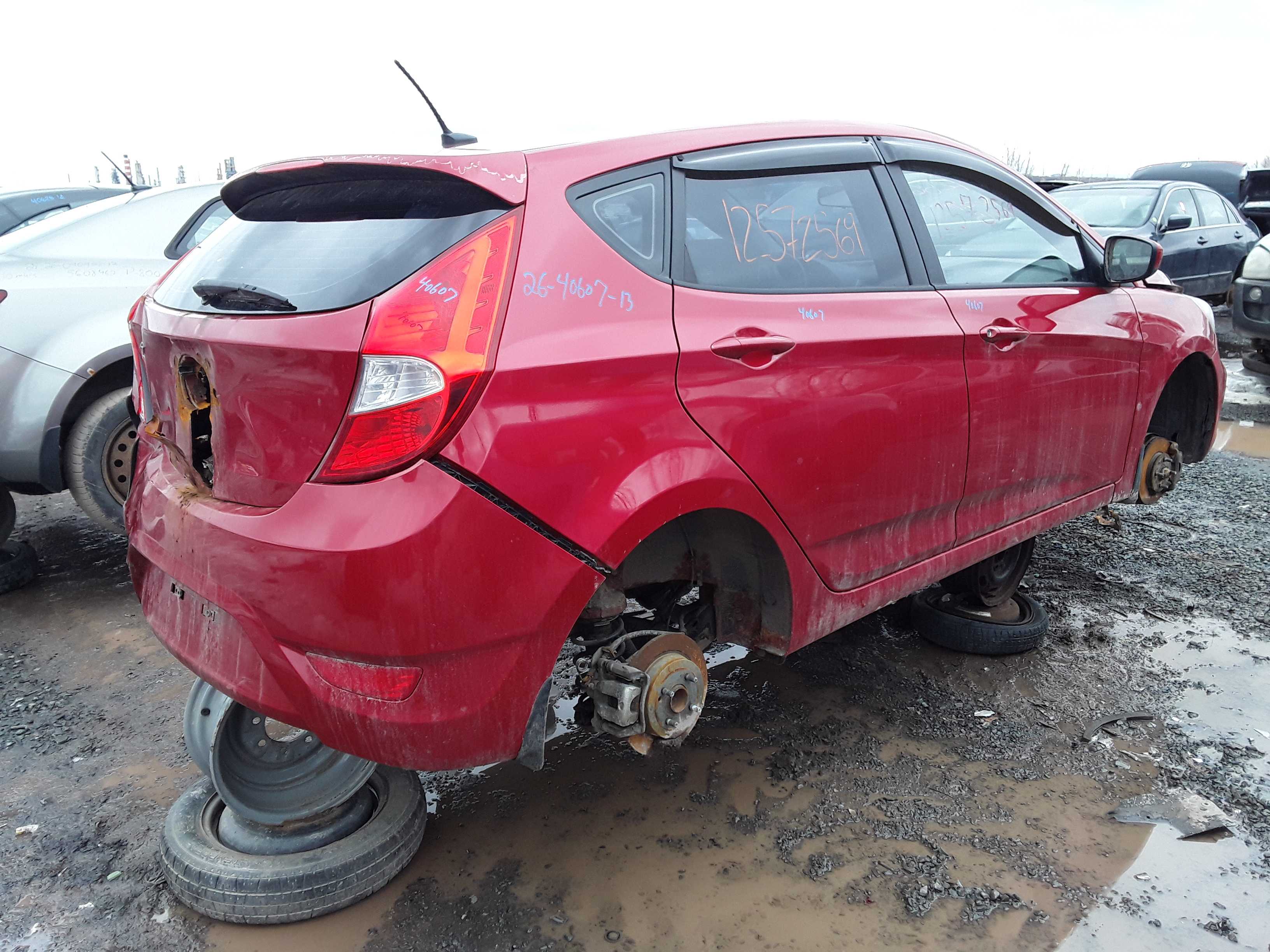 HYUNDAI ACCENT 2013