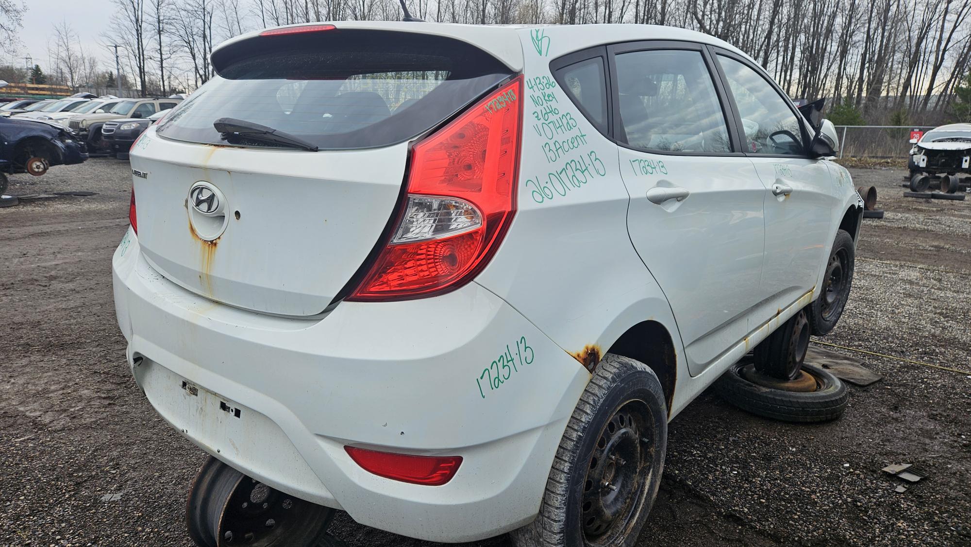 HYUNDAI ACCENT 2013