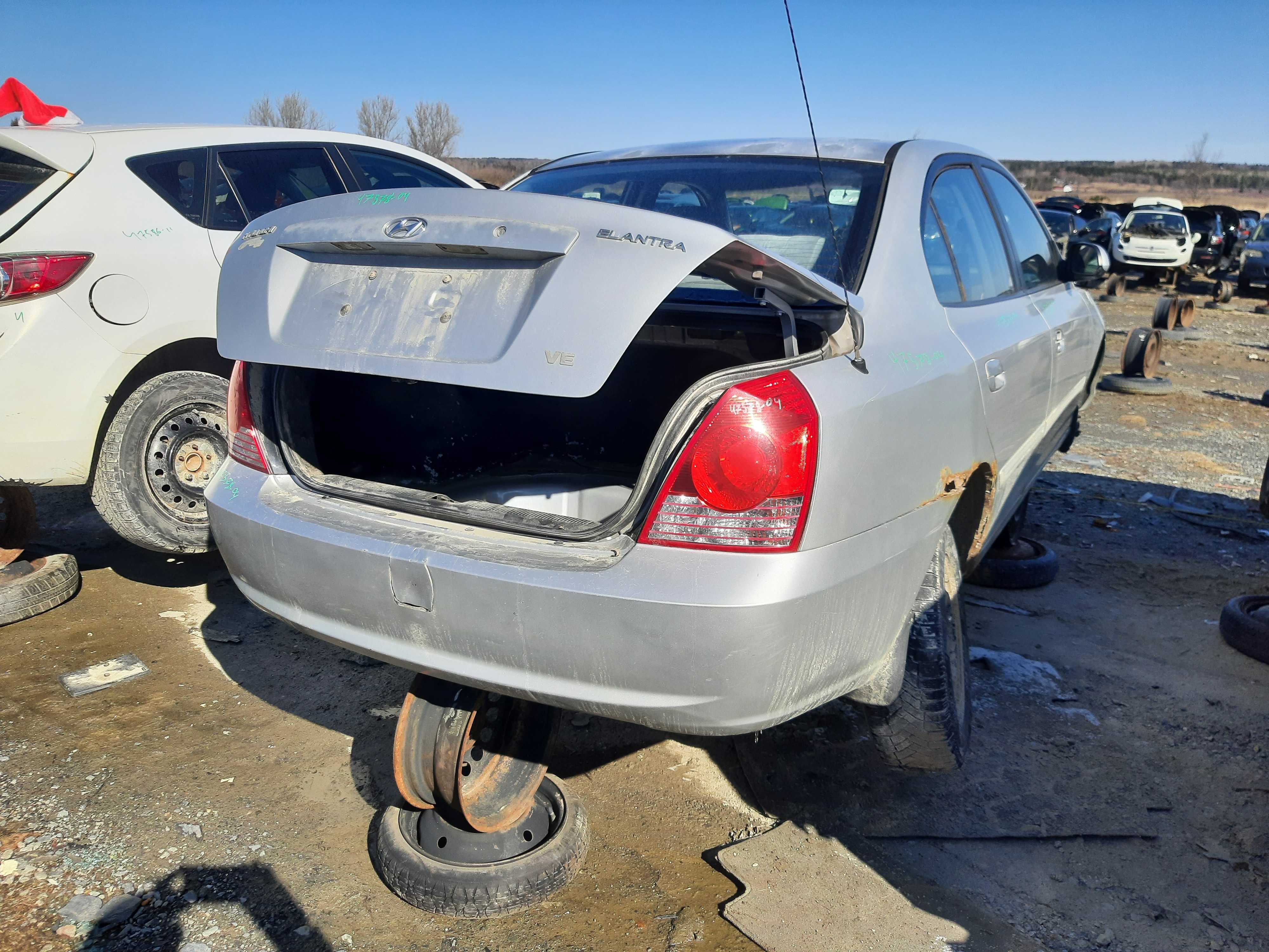 HYUNDAI ELANTRA 2004