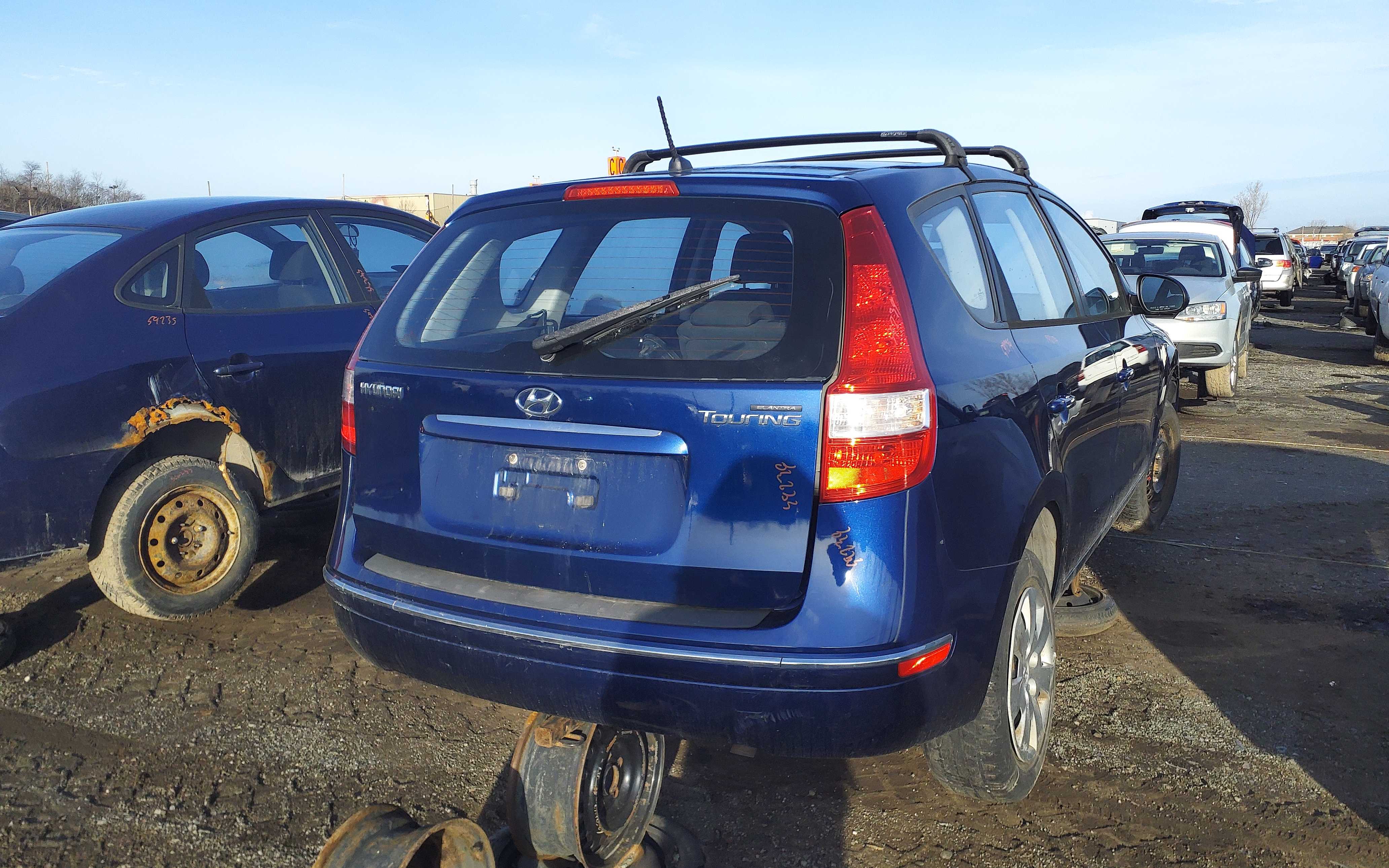 HYUNDAI ELANTRA 2011