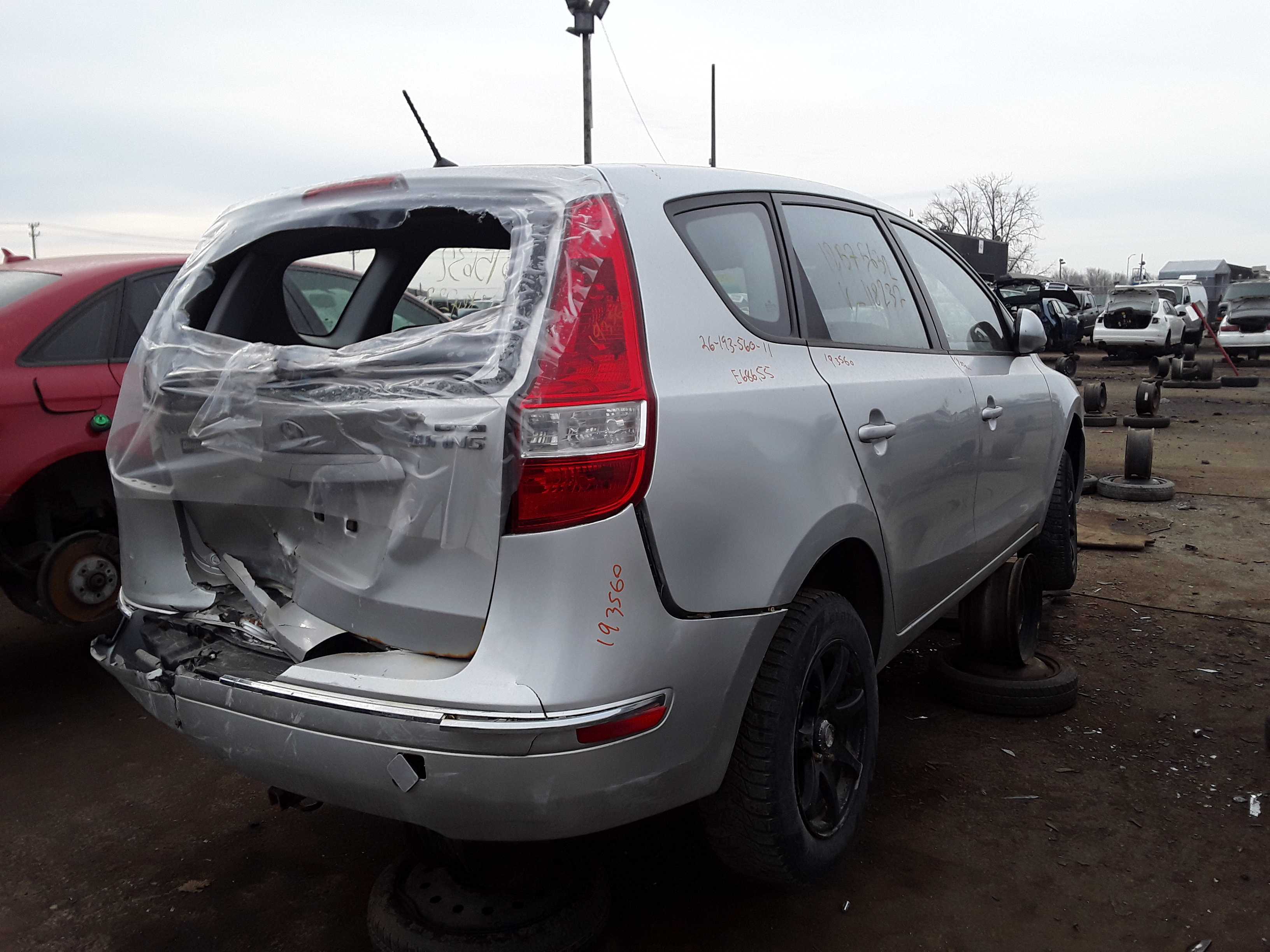 HYUNDAI ELANTRA 2011