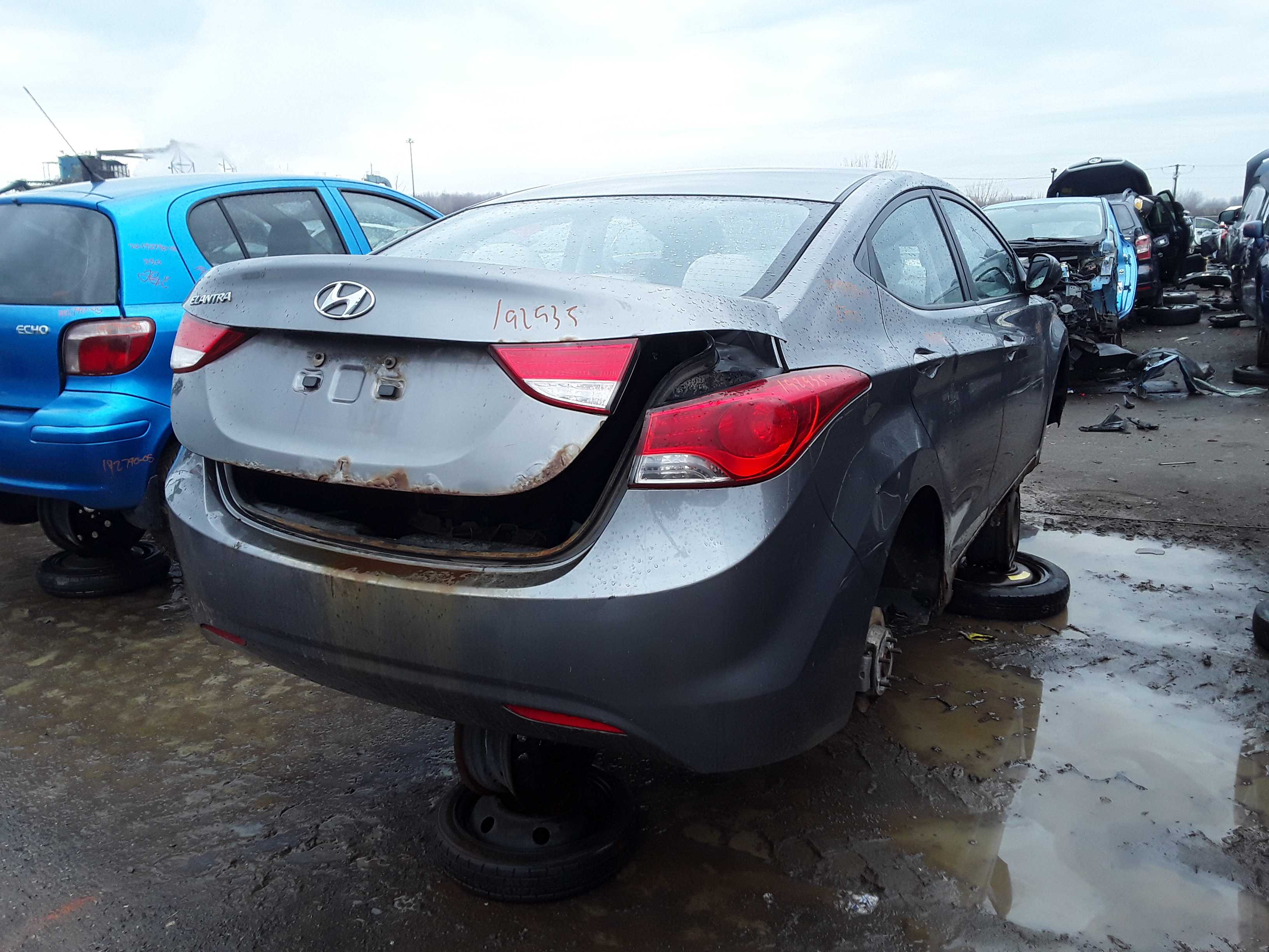 HYUNDAI ELANTRA 2011