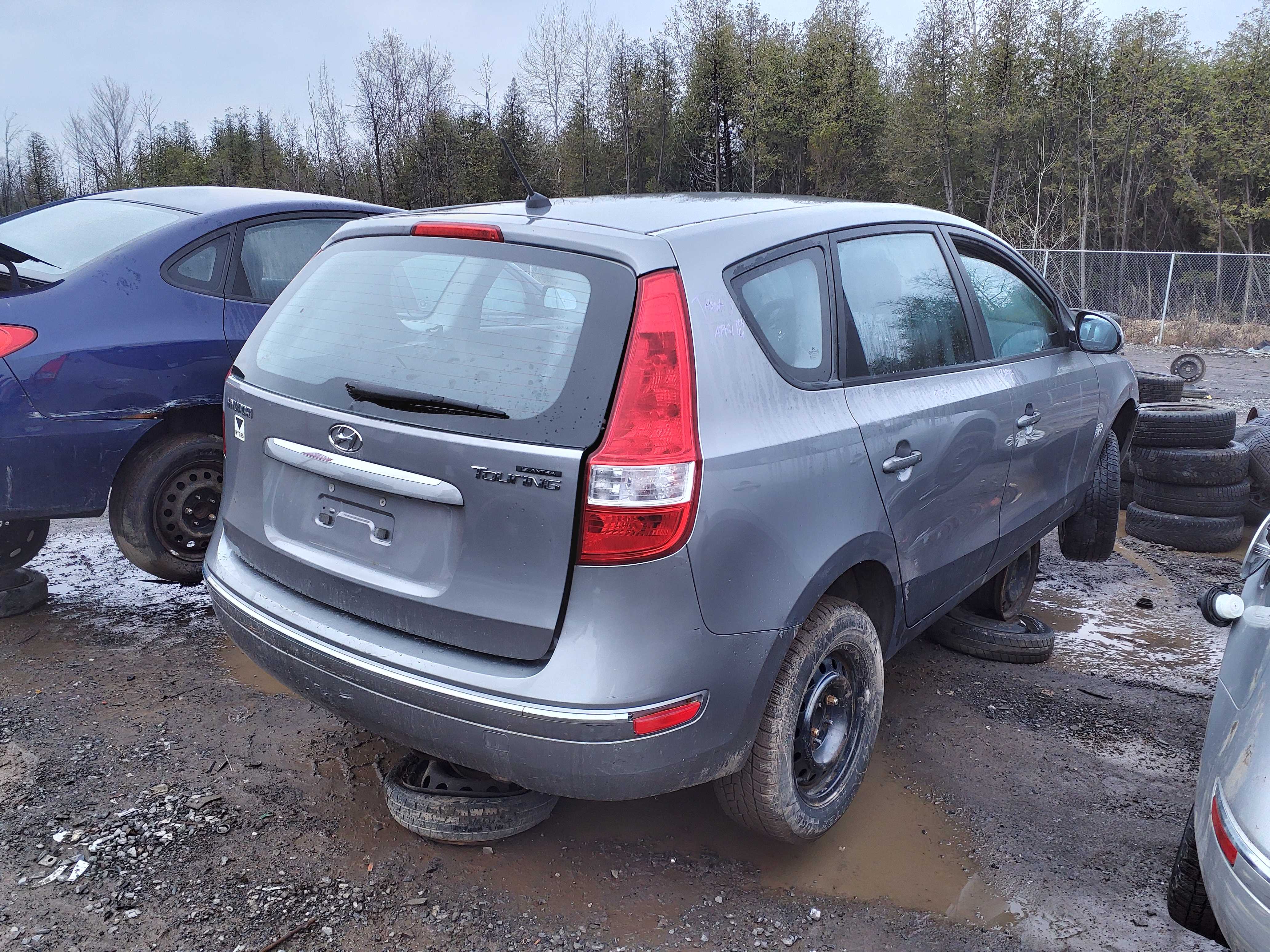 HYUNDAI ELANTRA 2011