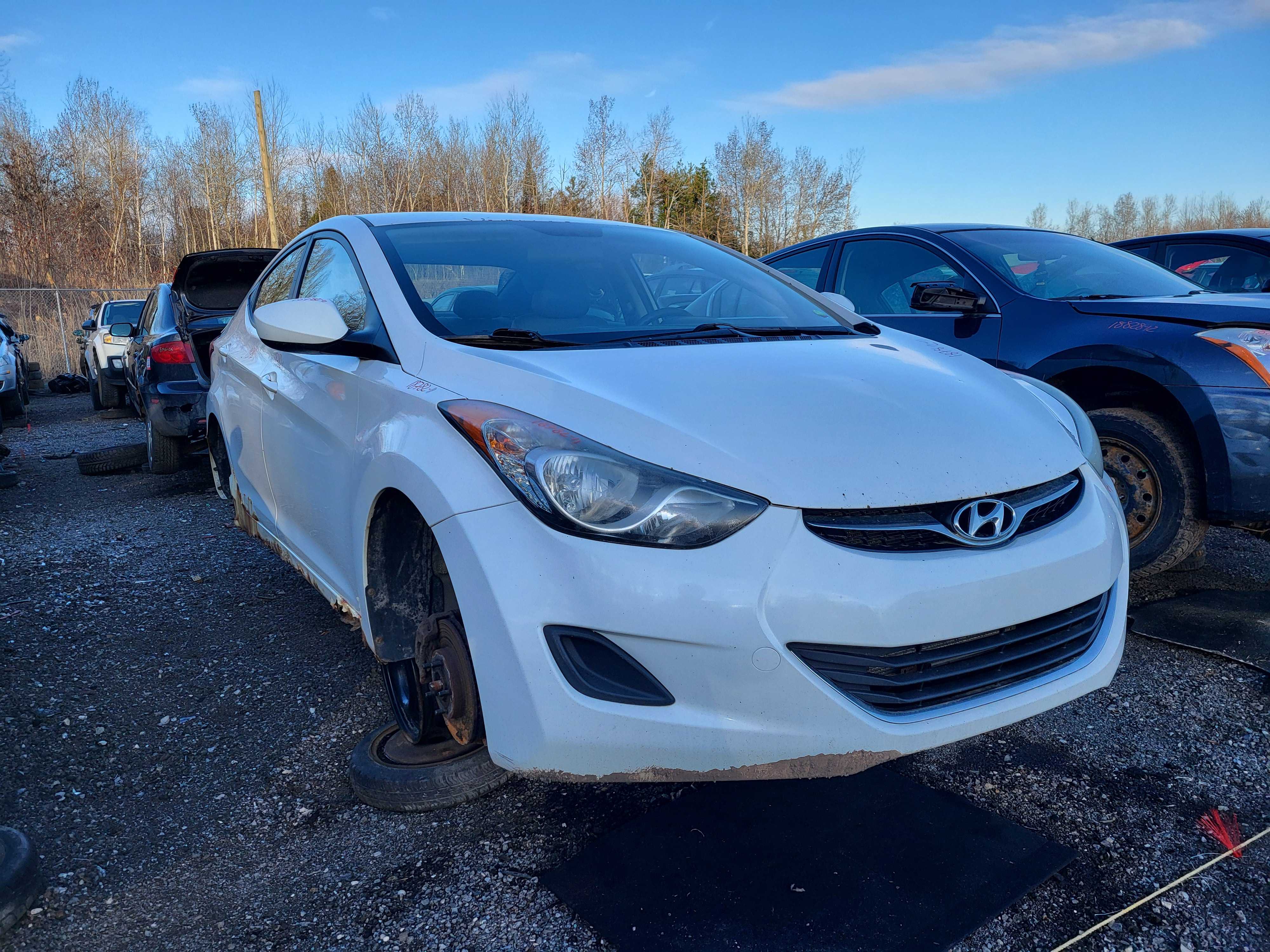 HYUNDAI ELANTRA 2011