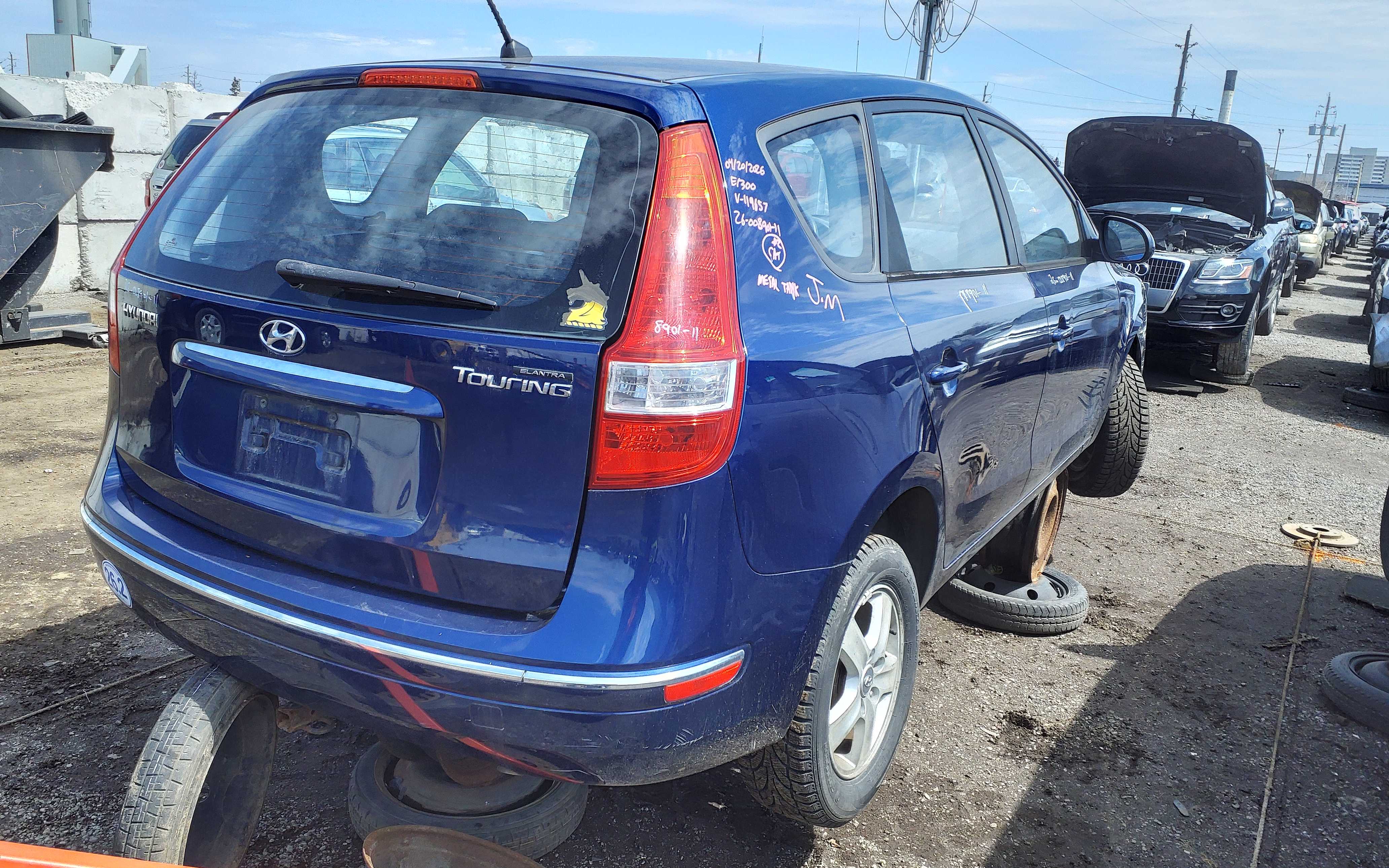 HYUNDAI ELANTRA 2011