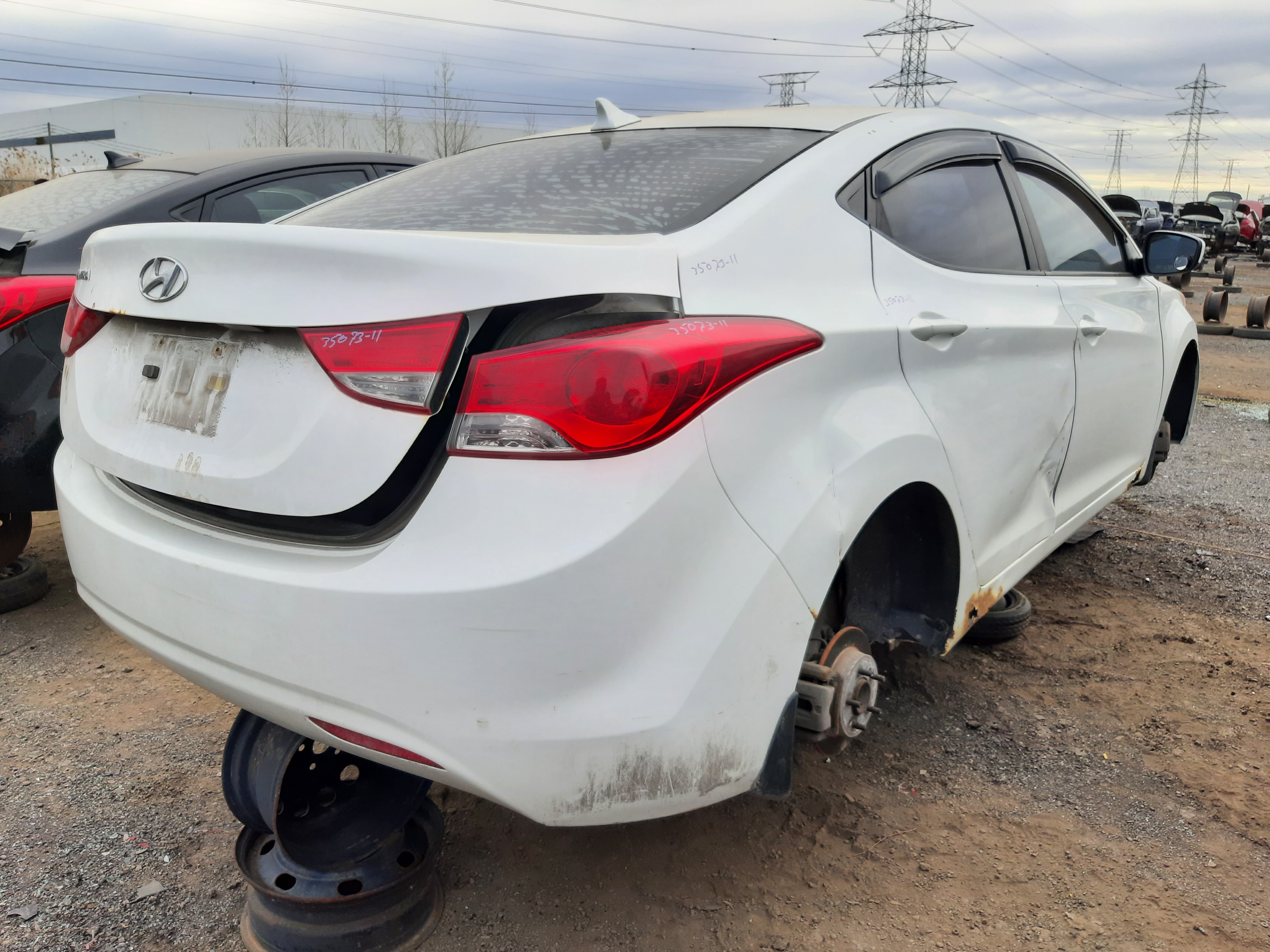 HYUNDAI ELANTRA 2011