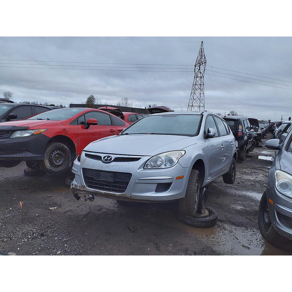 HYUNDAI ELANTRA 2012