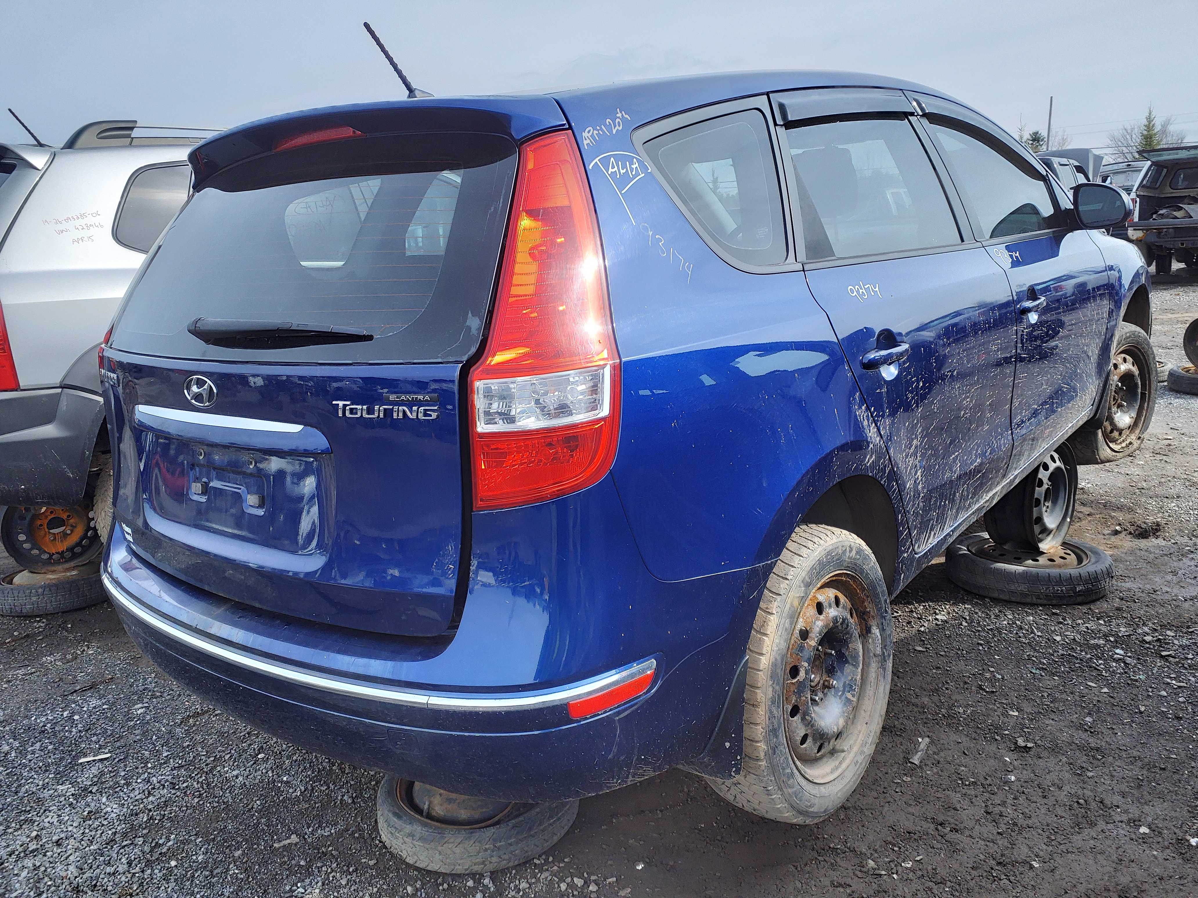 HYUNDAI ELANTRA 2012