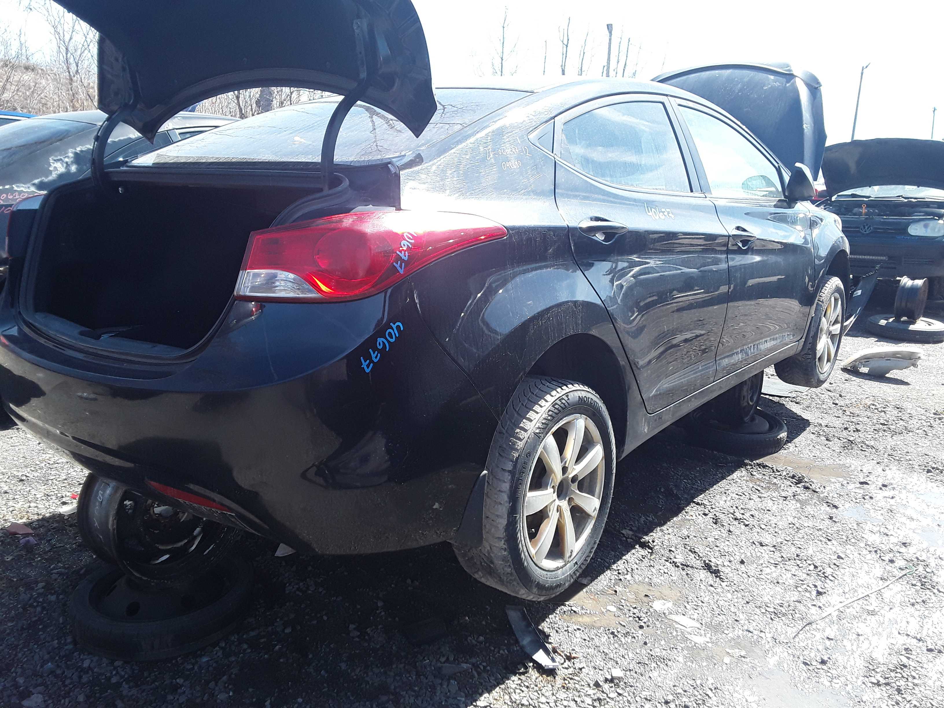 HYUNDAI ELANTRA 2012