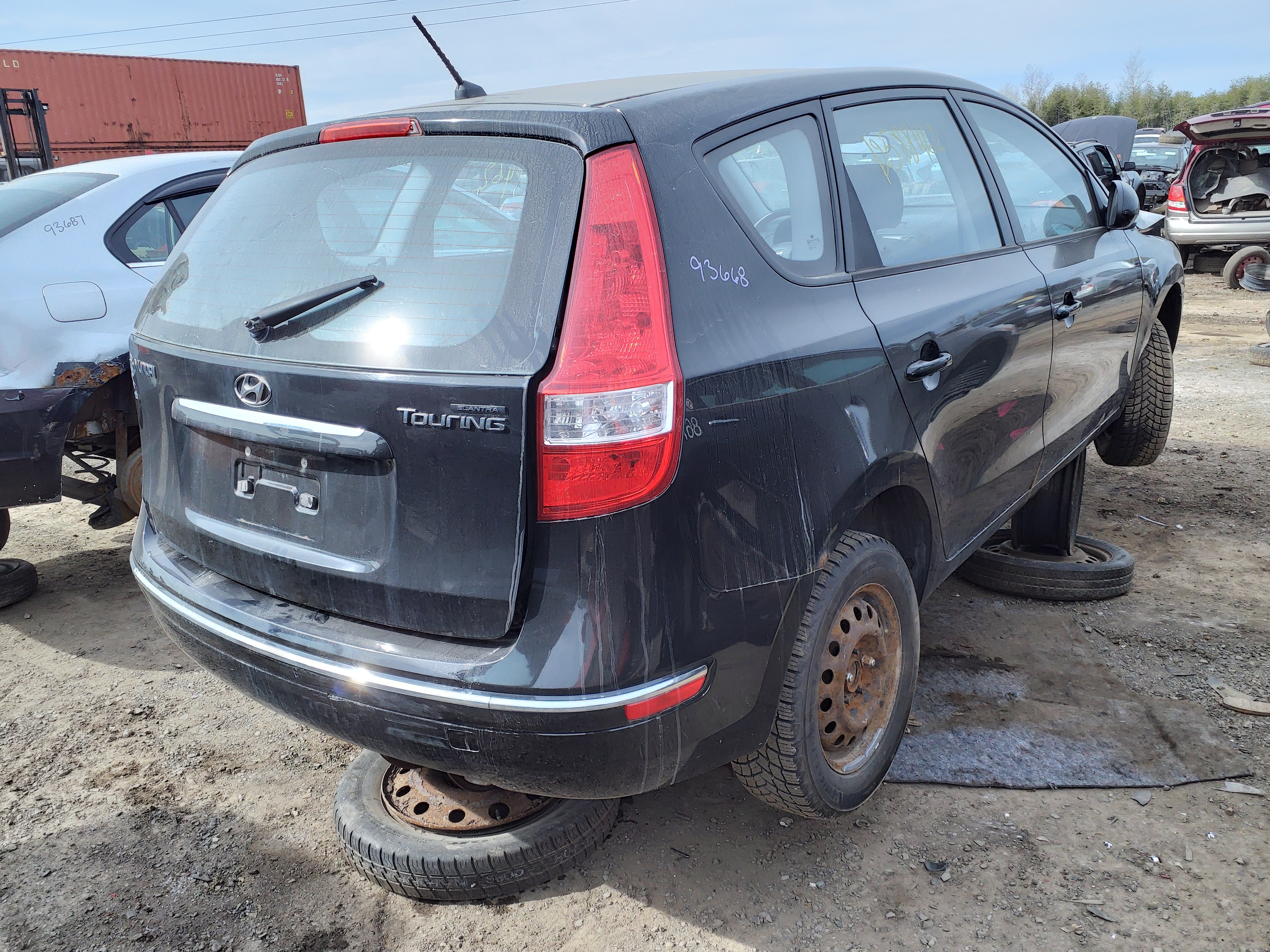 HYUNDAI ELANTRA 2012