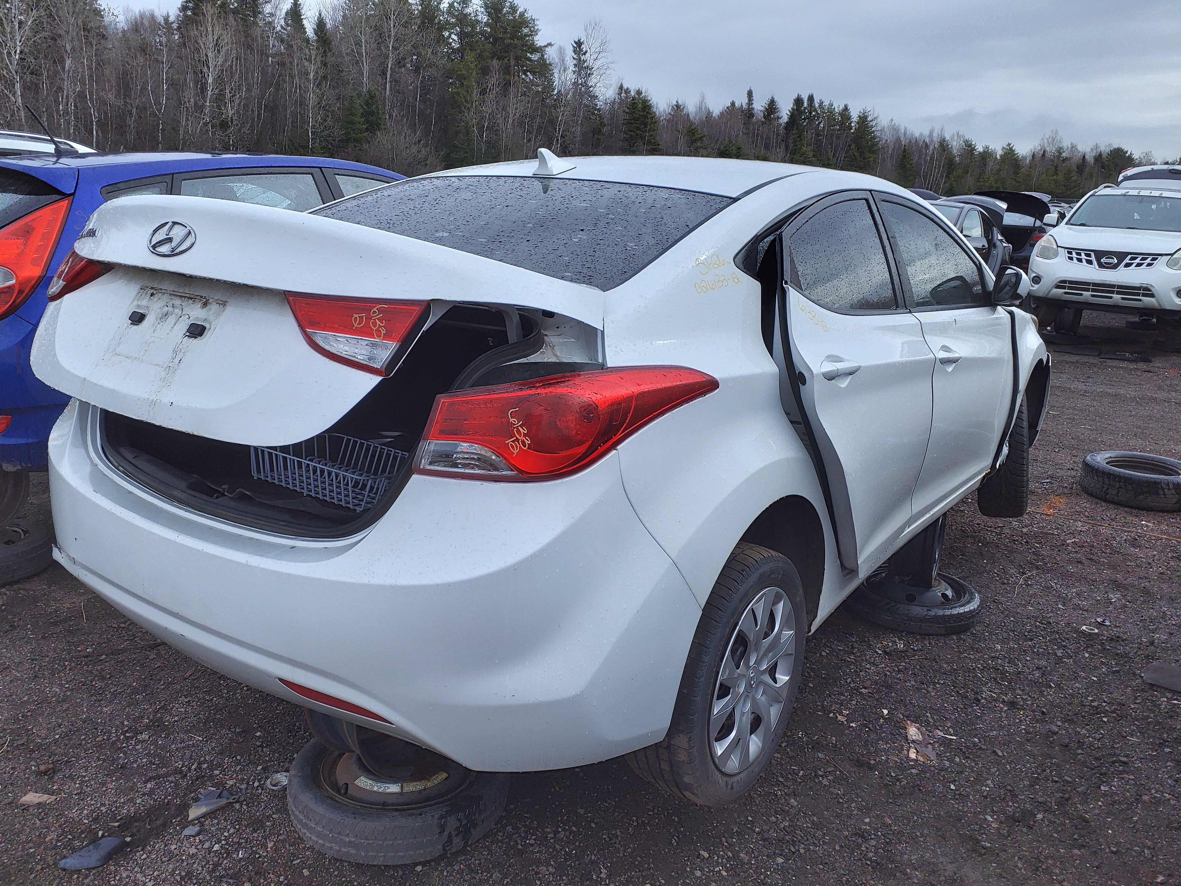 HYUNDAI ELANTRA 2012