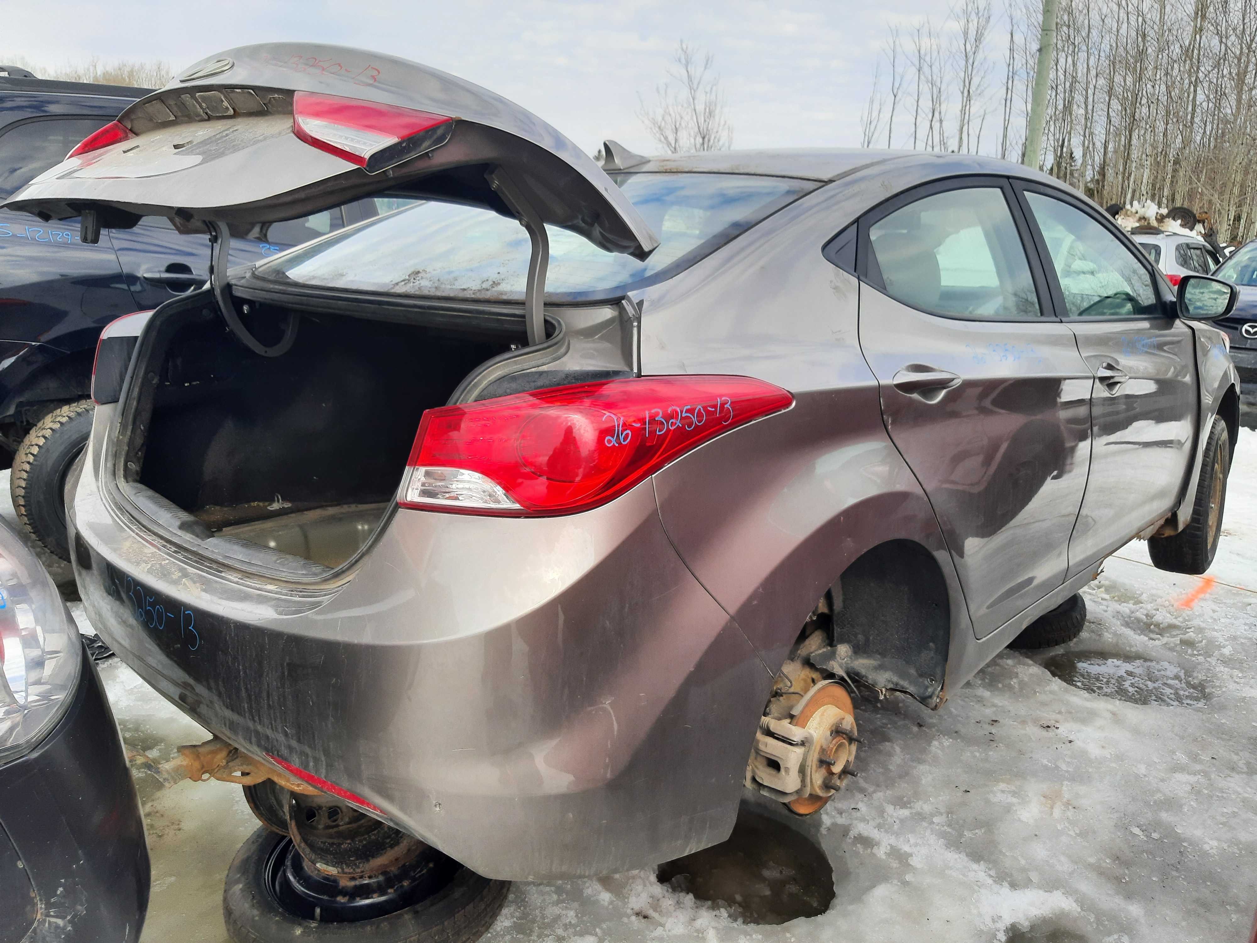 HYUNDAI ELANTRA 2013