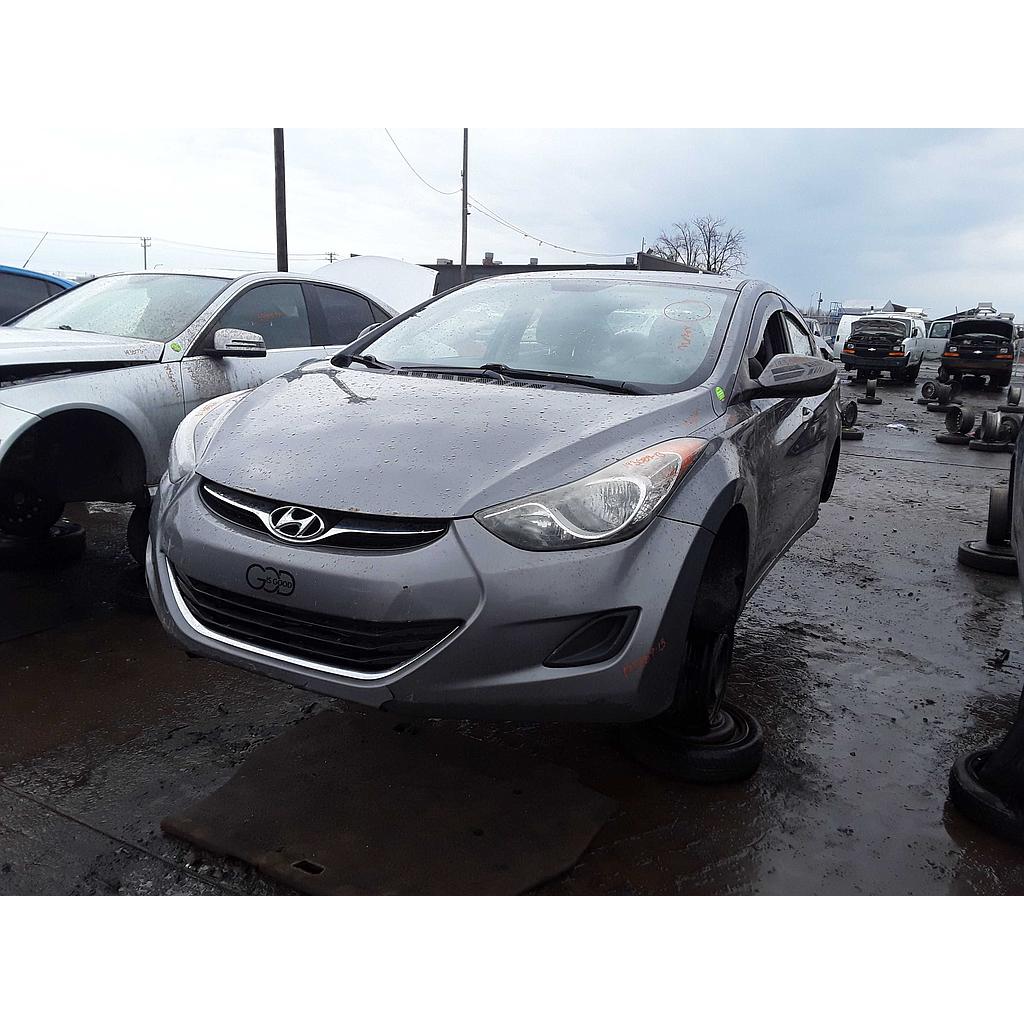 HYUNDAI ELANTRA 2013