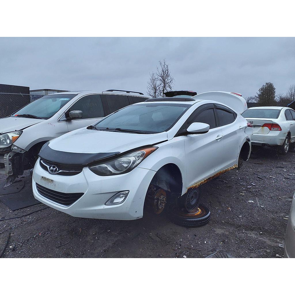 HYUNDAI ELANTRA 2013