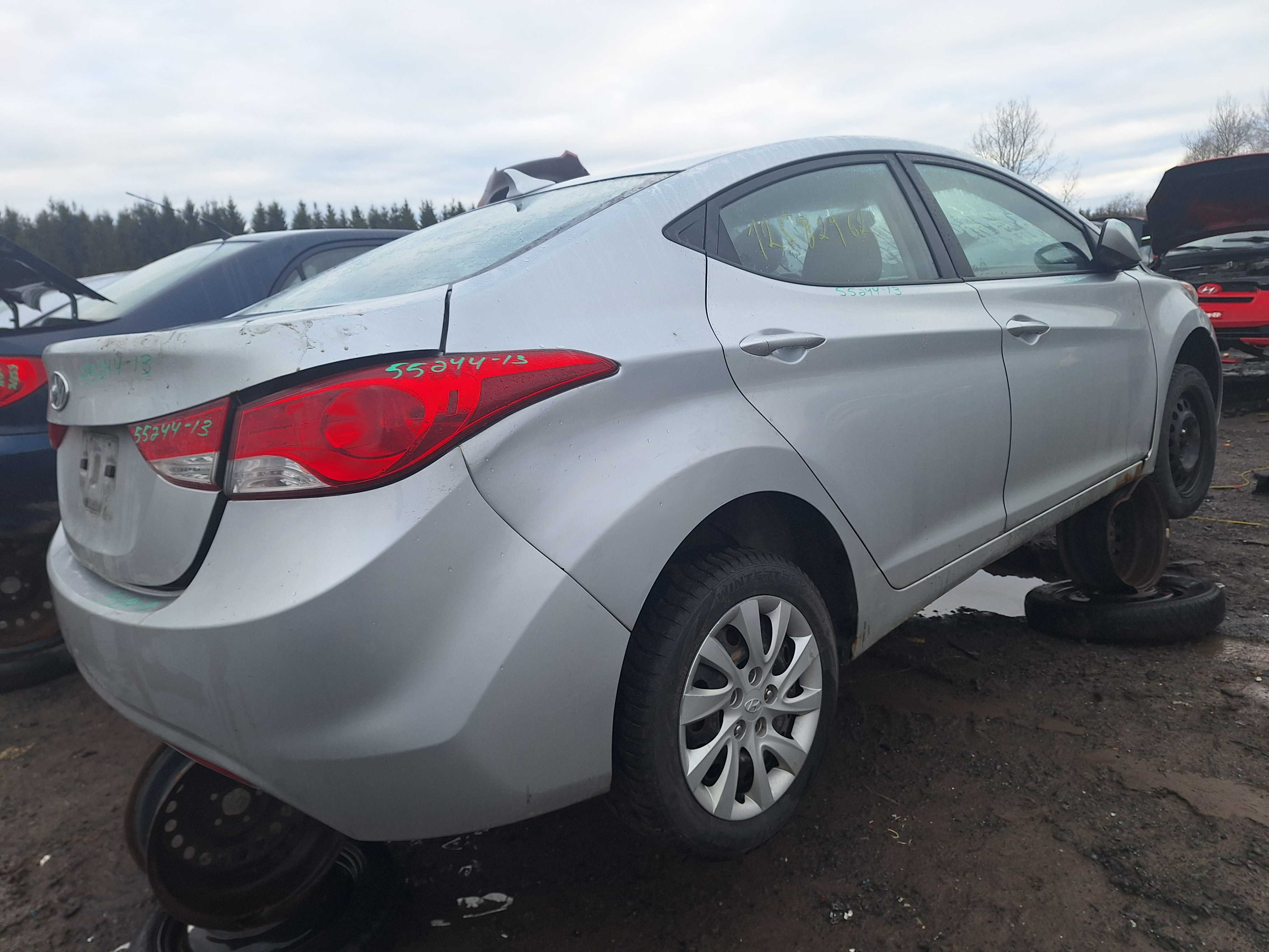 HYUNDAI ELANTRA 2013