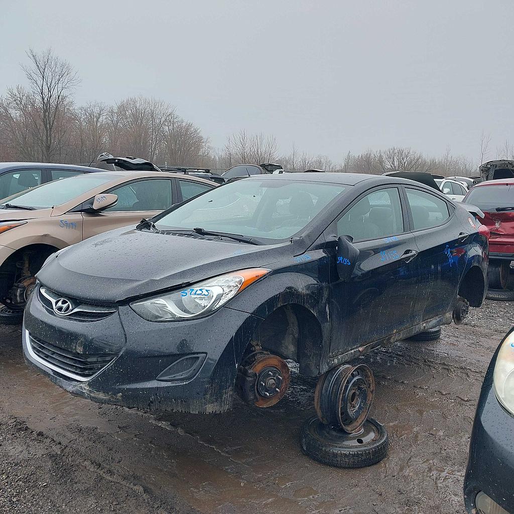 HYUNDAI ELANTRA 2013