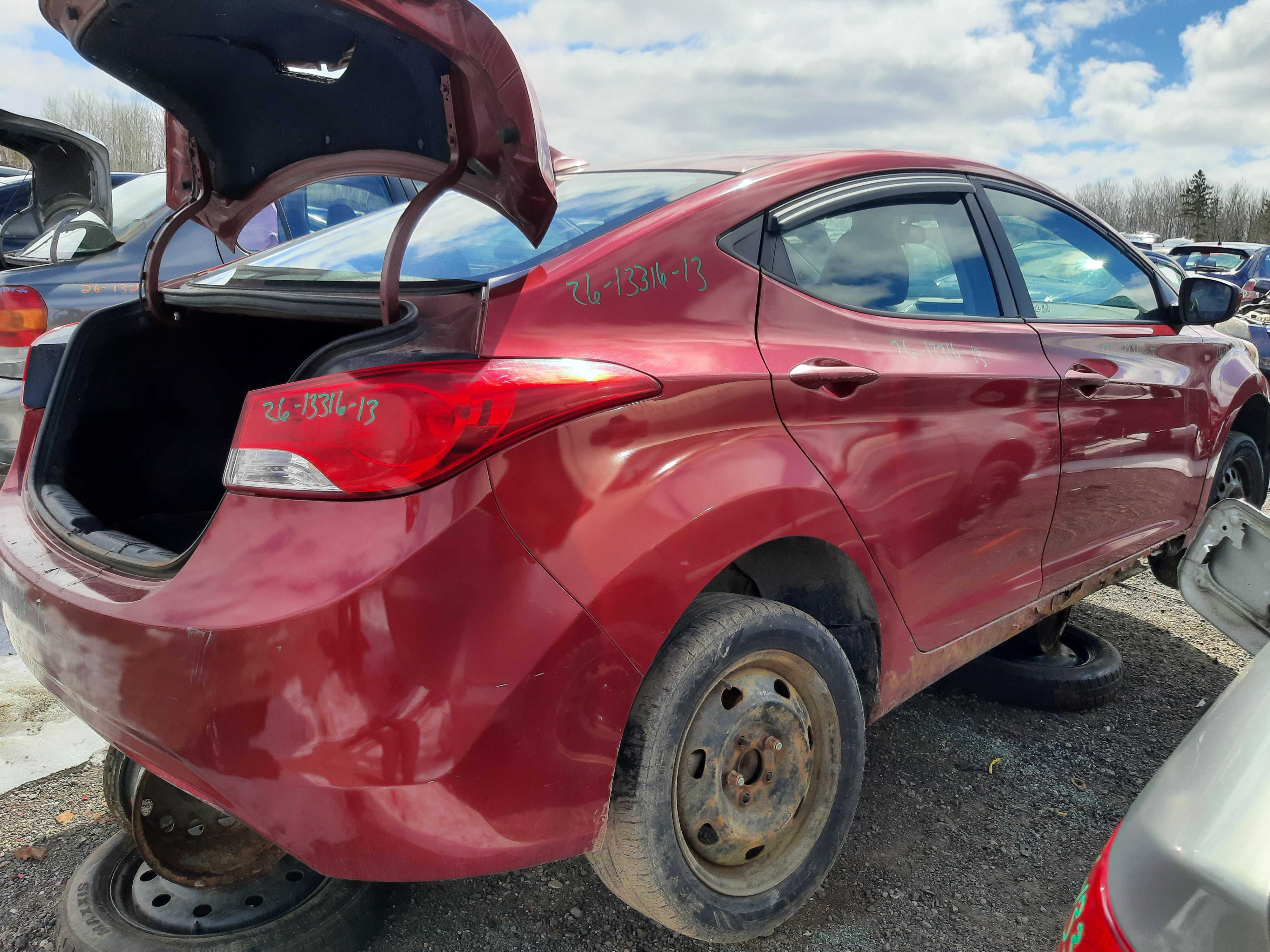 HYUNDAI ELANTRA 2013