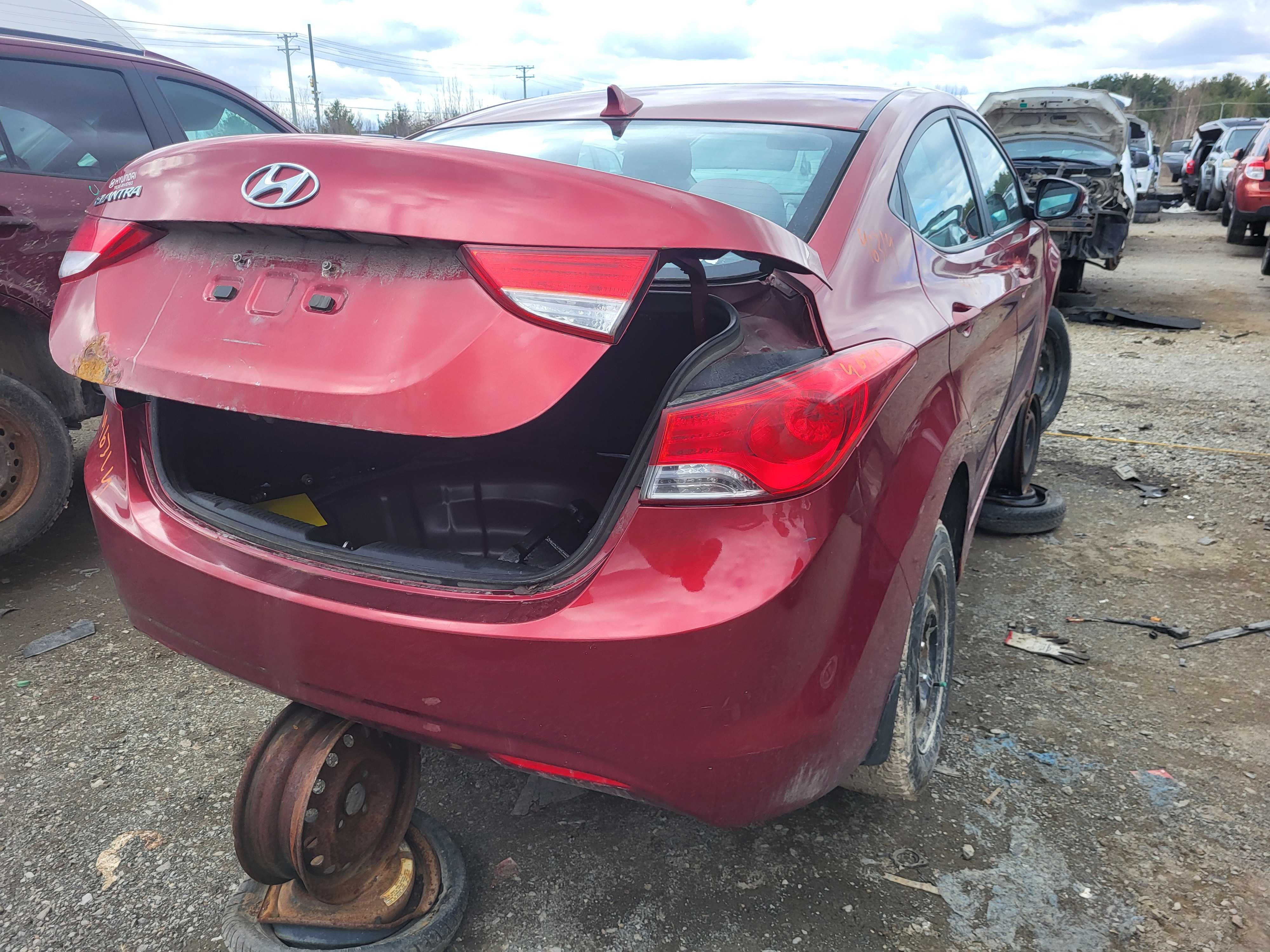 HYUNDAI ELANTRA 2013