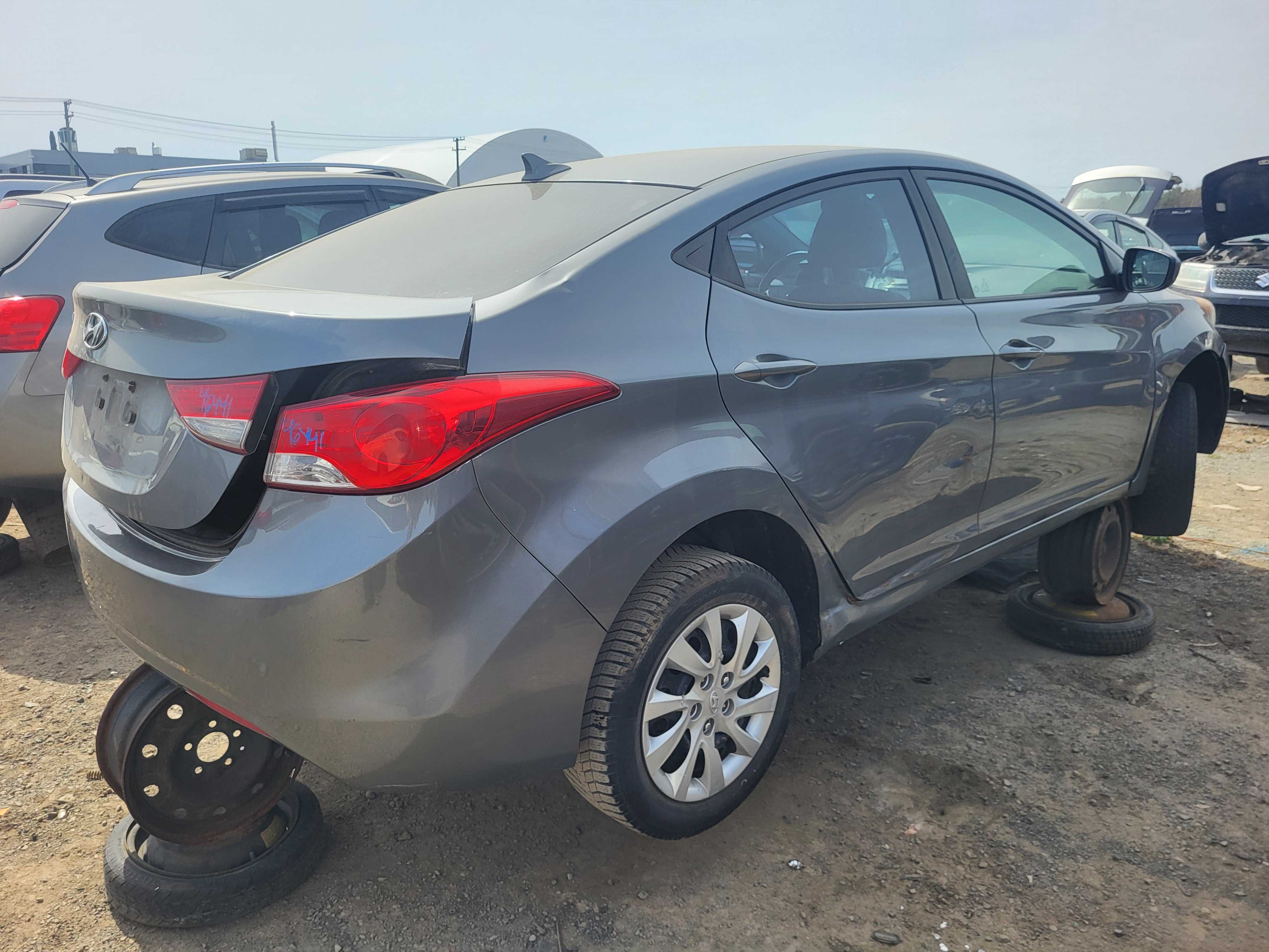 HYUNDAI ELANTRA 2013