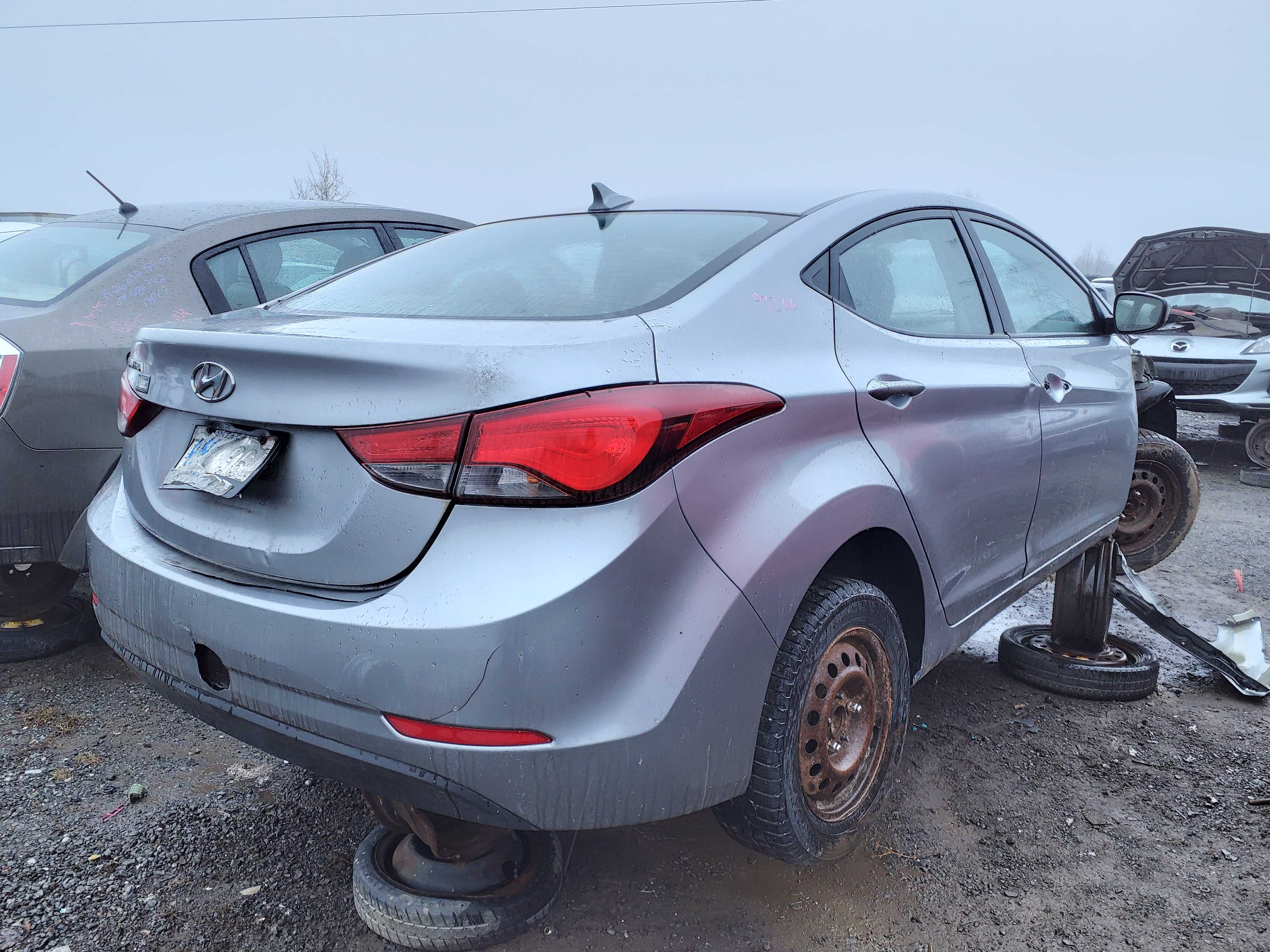 HYUNDAI ELANTRA 2015