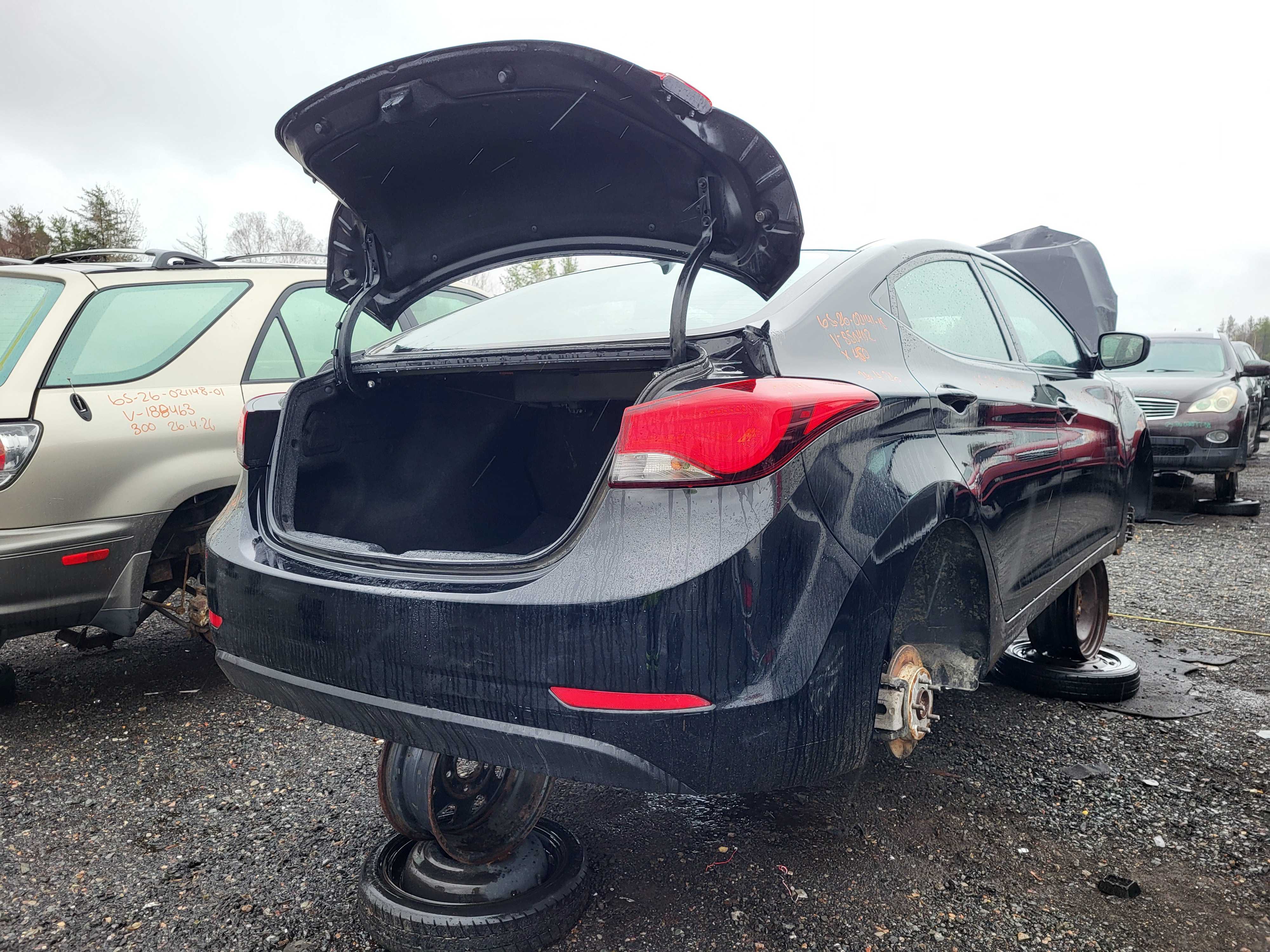 HYUNDAI ELANTRA 2015