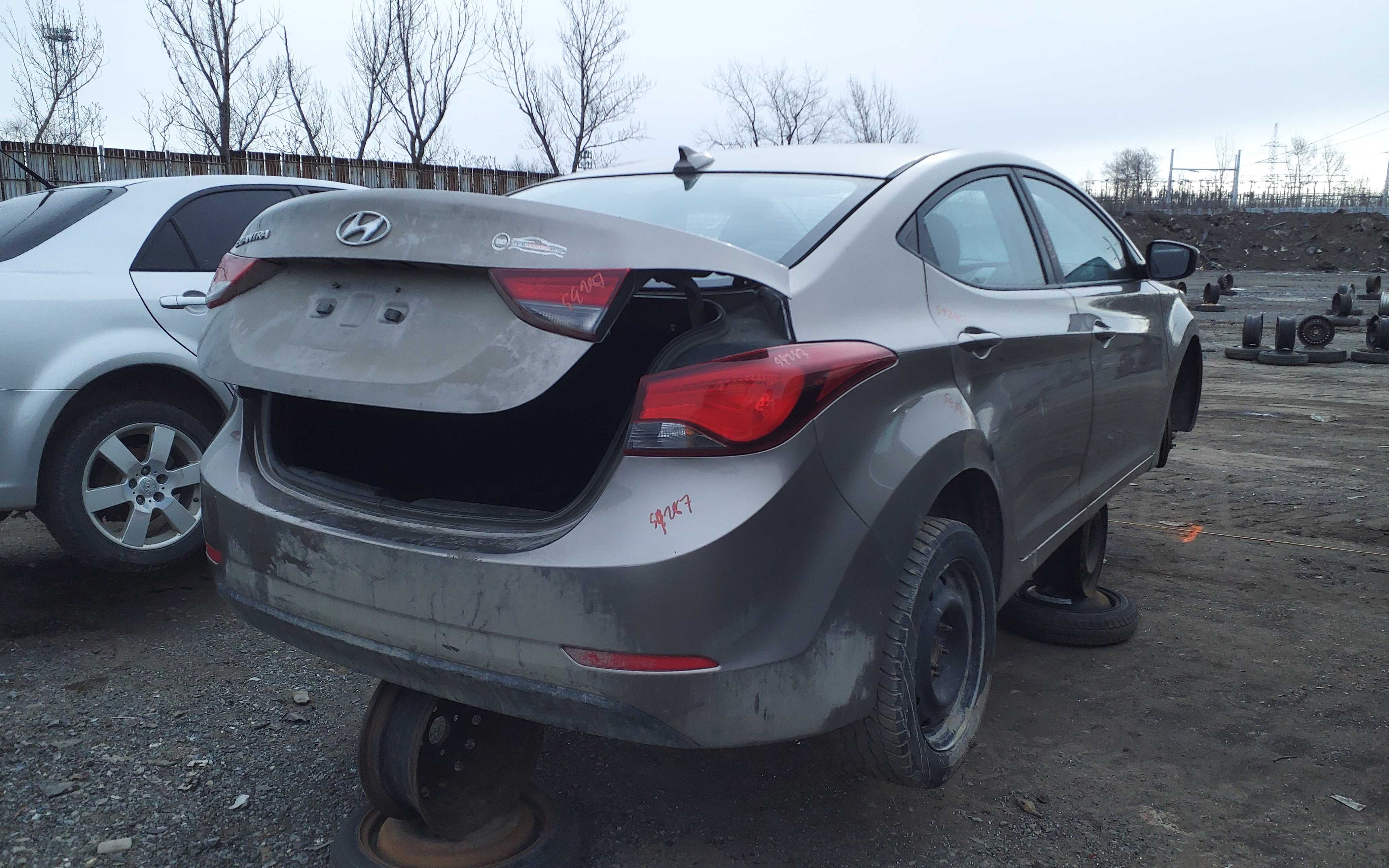 HYUNDAI ELANTRA 2016